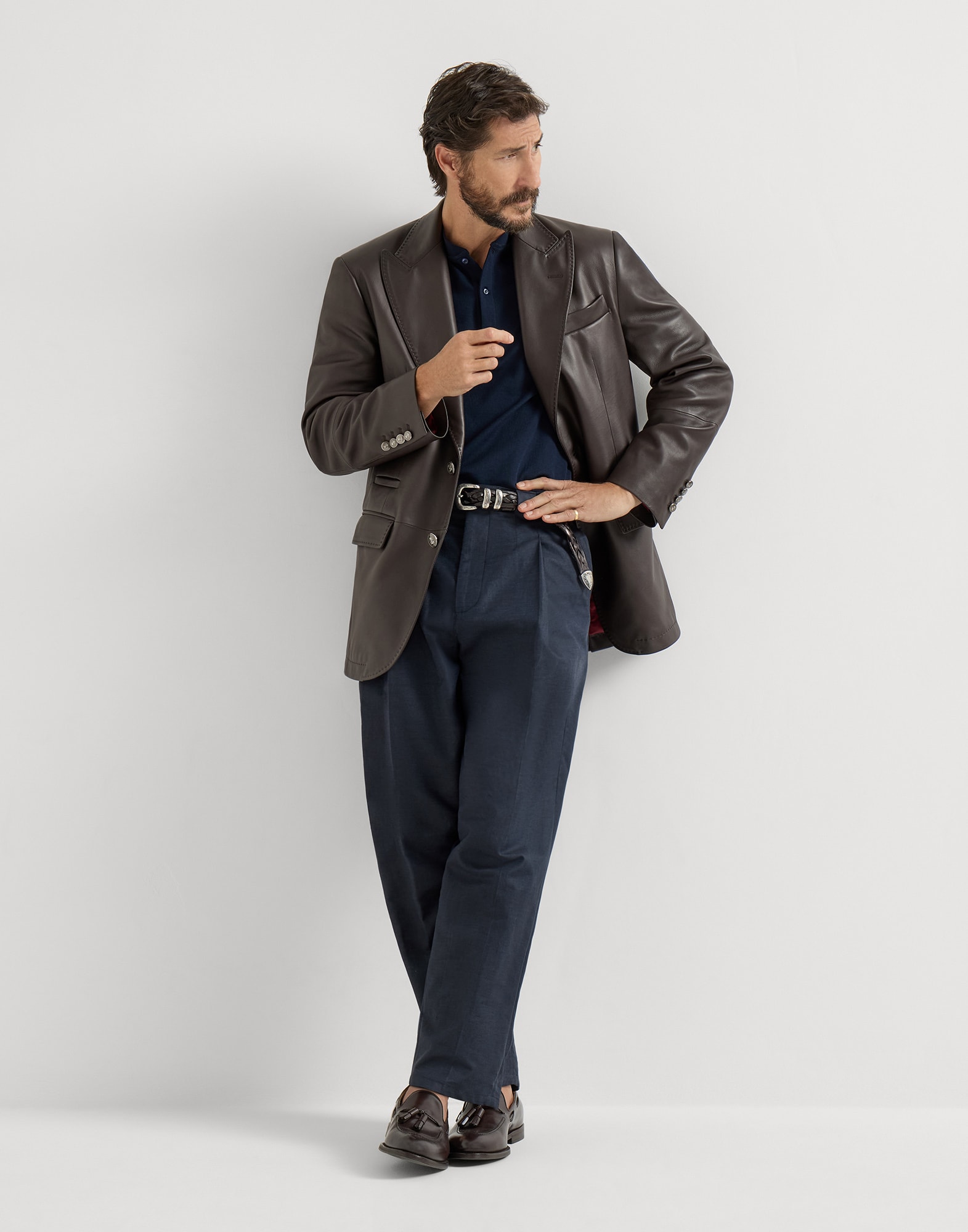 Cotton and linen trousers for Man in Navy Blue | Brunello Cucinelli