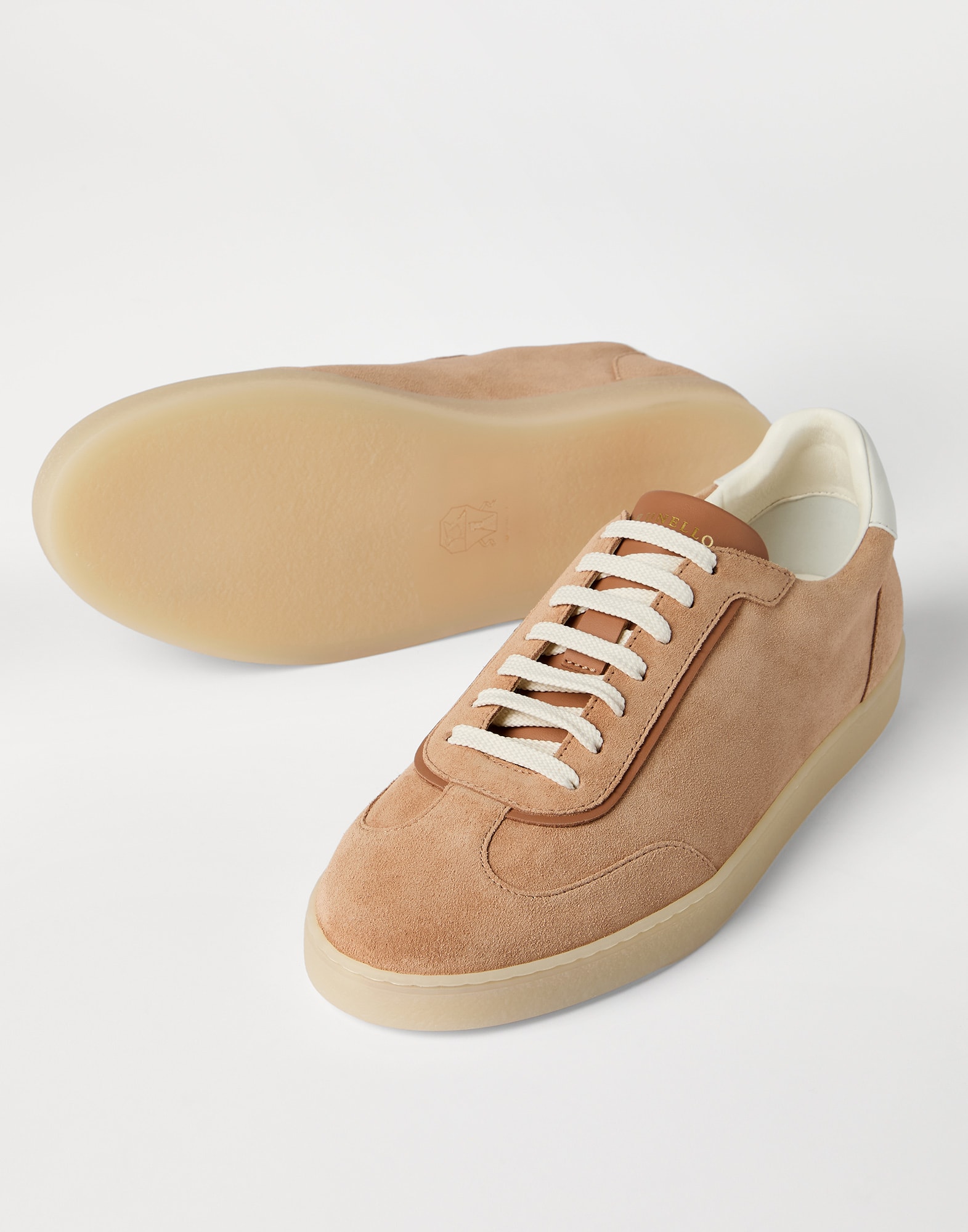 メンズ 向け ライトブラウン スエードスニーカー | Brunello Cucinelli