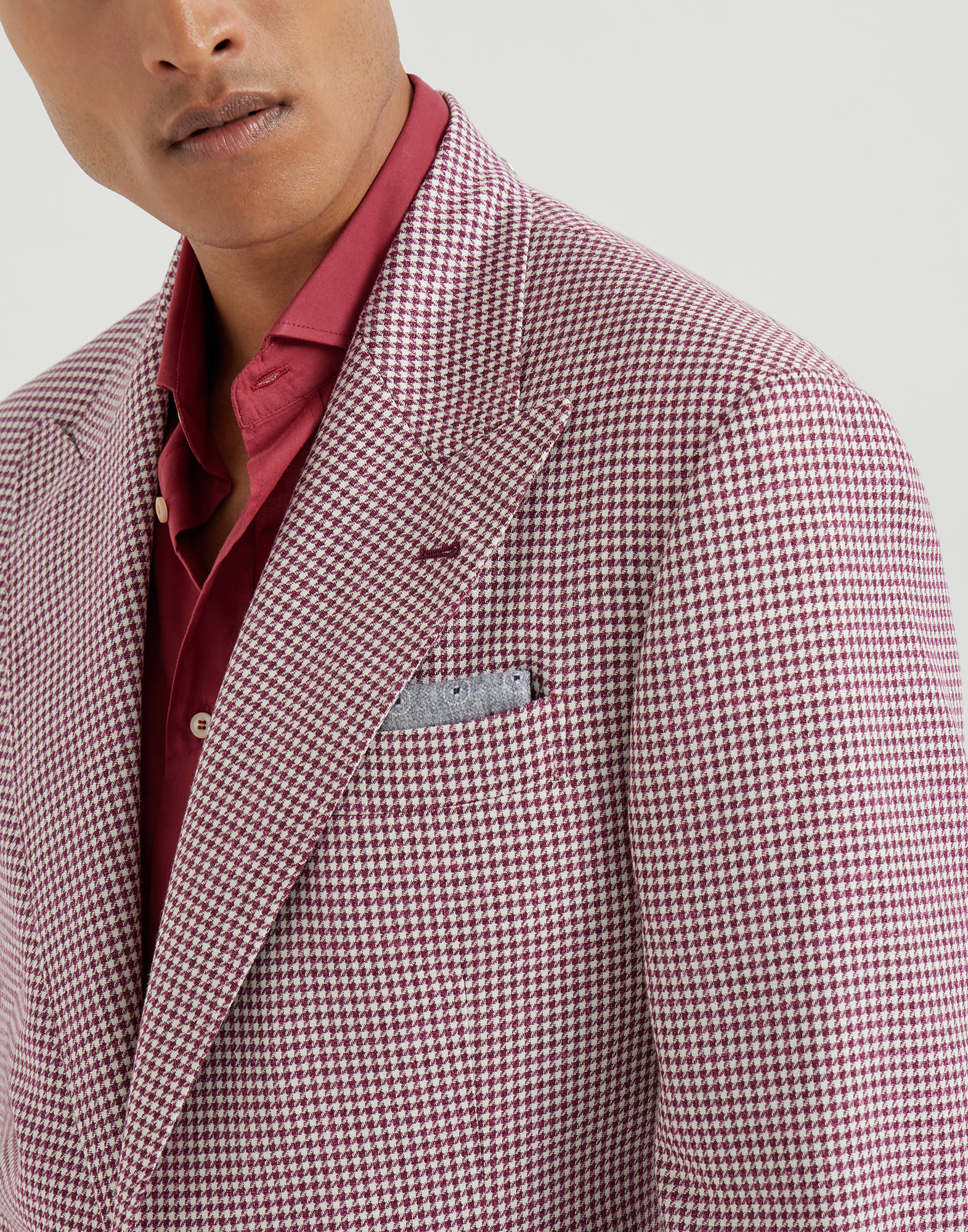 メンズ 向け グレー シルクポケットチーフ | Brunello Cucinelli