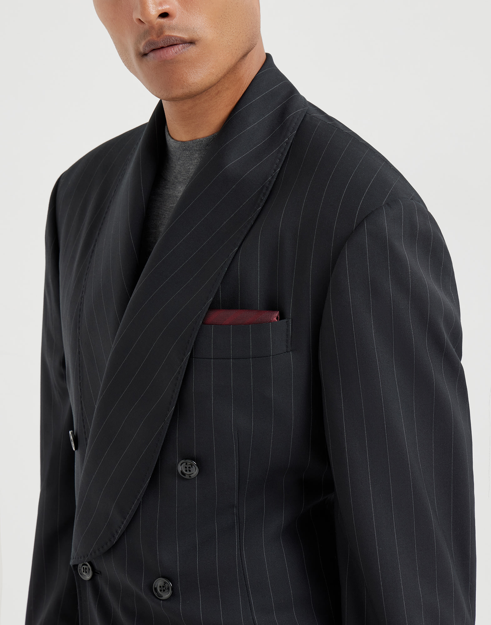 メンズ 向け ガーネット シルクポケットチーフ | Brunello Cucinelli