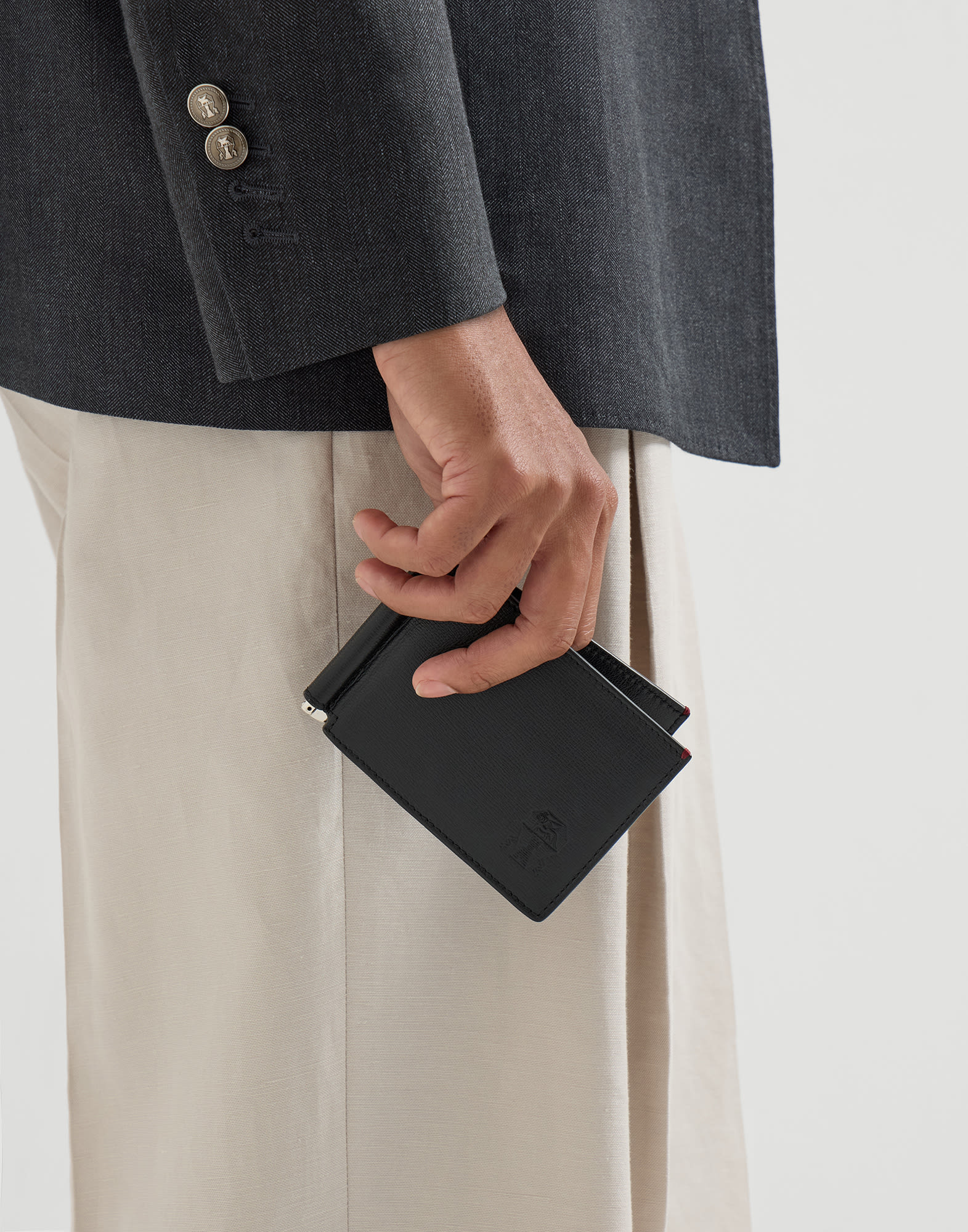 Leather money clip wallet for Man in Black | Brunello Cucinelli
