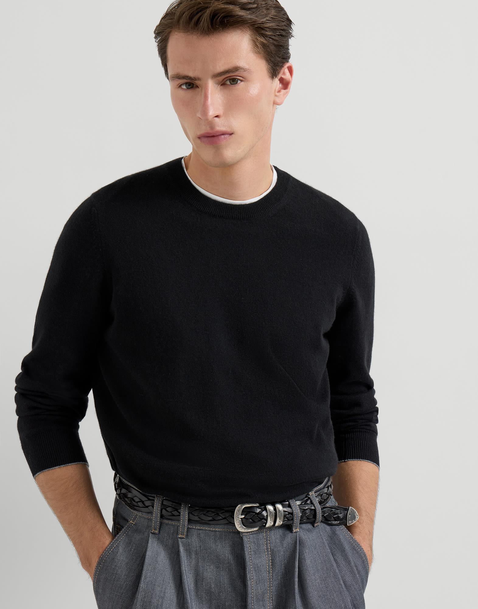 メンズ 向け ダークグレー カシミヤセーター | Brunello Cucinelli