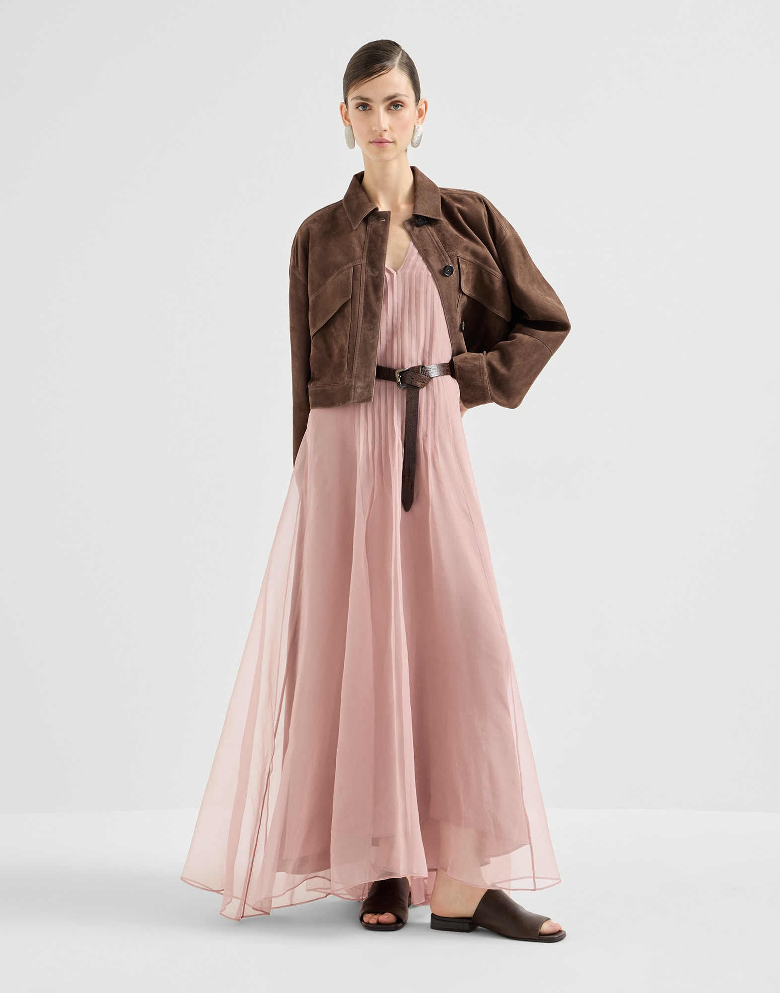 261WOUTFITSPRING07S image number 0