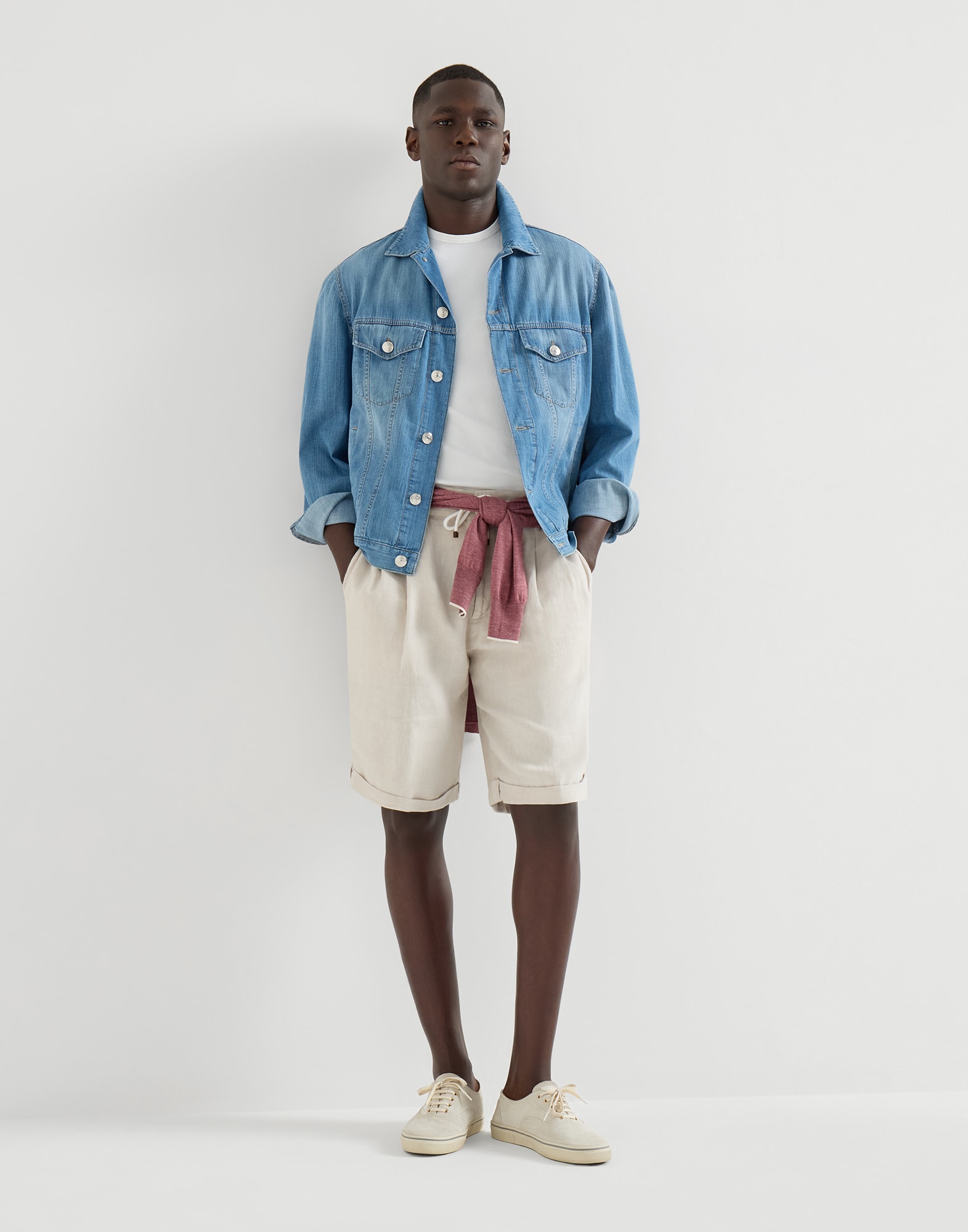 261MOUTFITCS349 image number 0