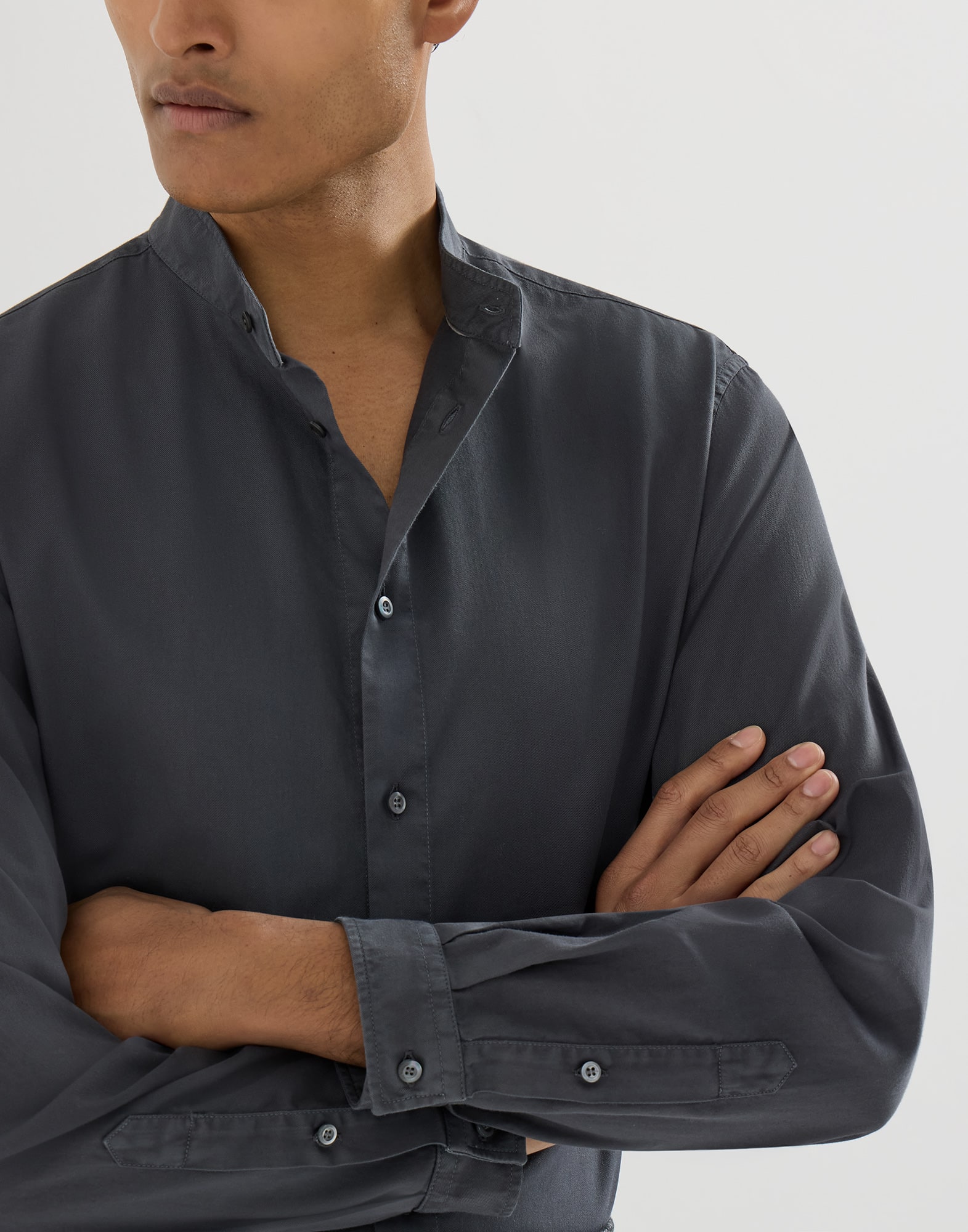 Brunello cucinelli トップス　ダークグレー Garment-dyed shirt for Man in Anthracite | Brunello Cucinelli