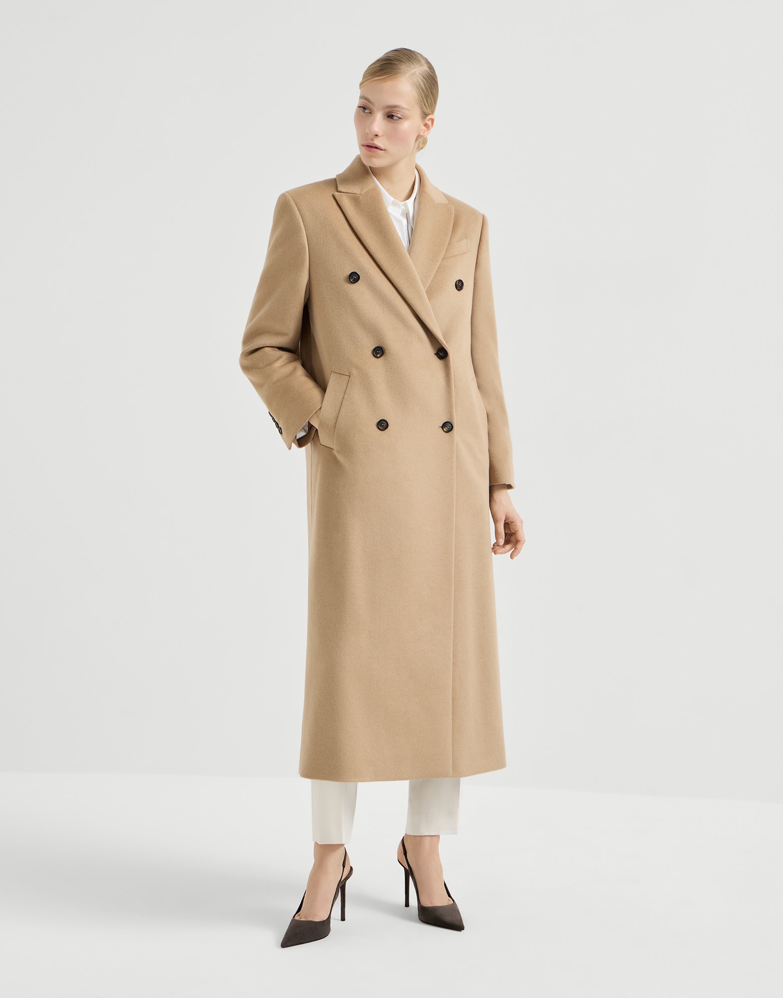 Abrigo - Vista frontal - Ver pantalla completa