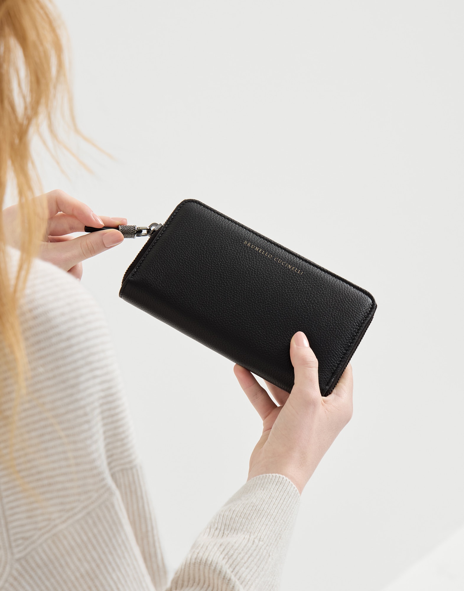 レディース 向け ブラック レザーウォレット | Brunello Cucinelli