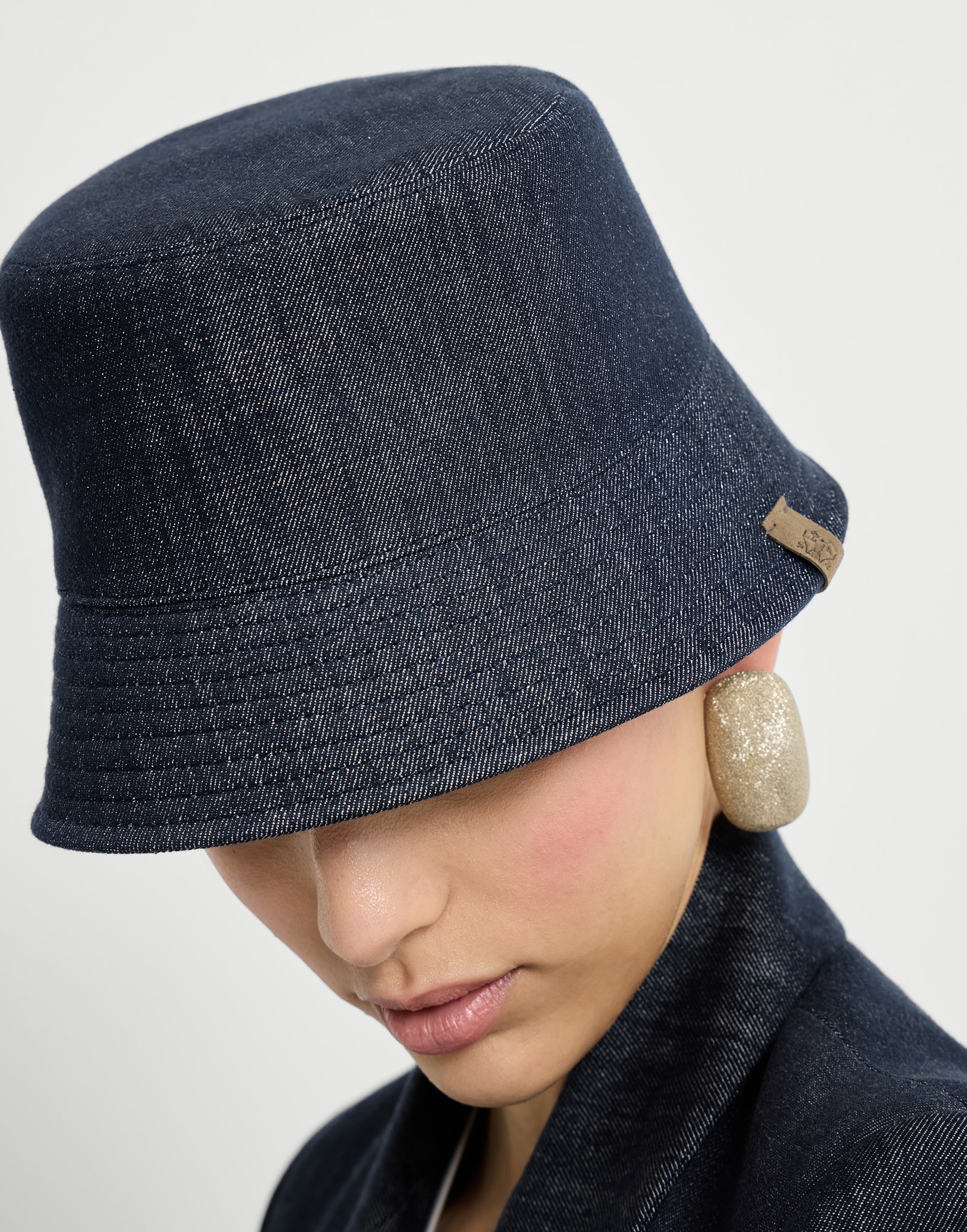 新品未使用✴︎Brunello Cucinelli ✴︎バケットハット✴︎S レディース 向け デニムブルー ロゴ付き バケットハット | Brunello