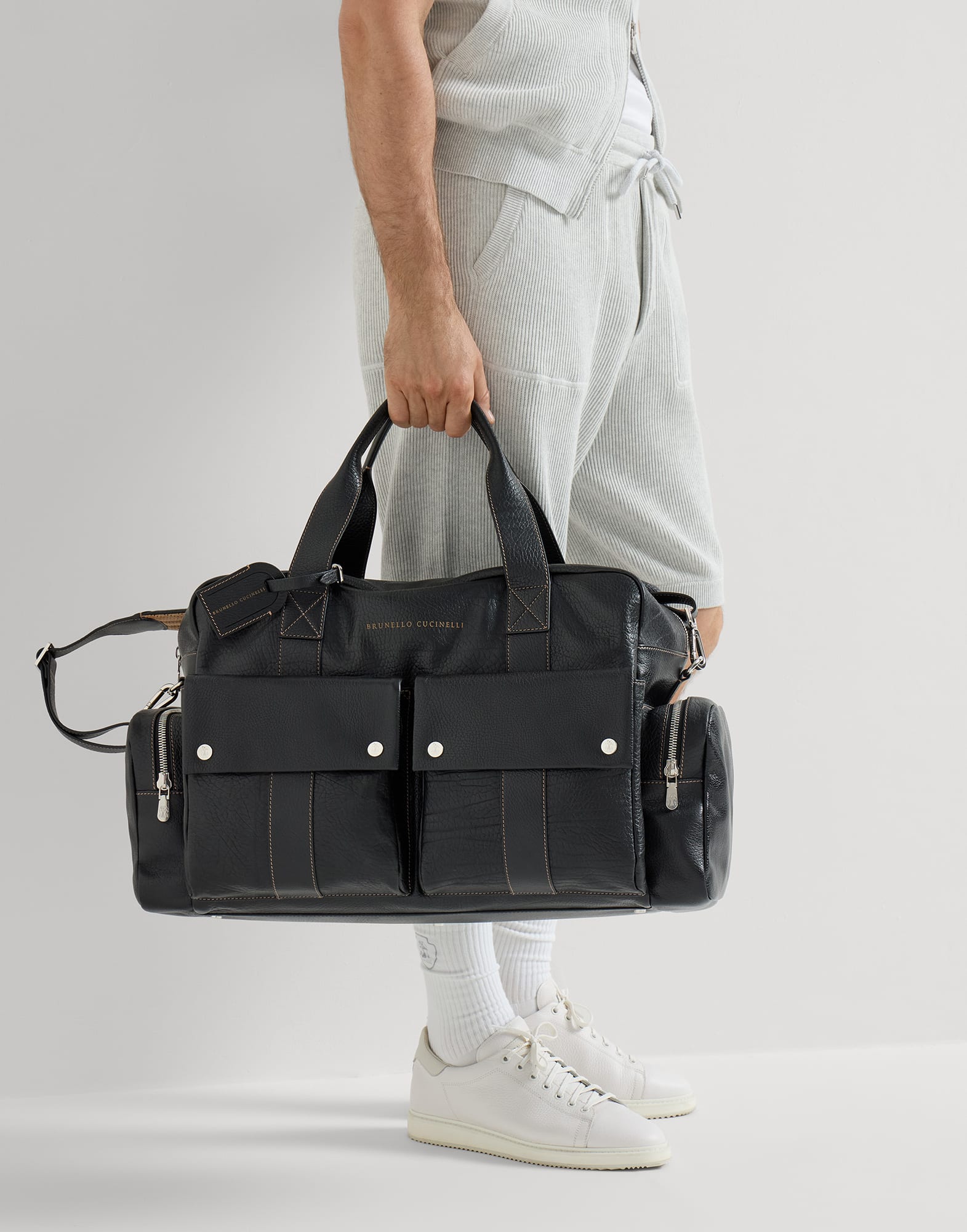 Grained calfskin leisure bag for Man in Black | Brunello Cucinelli