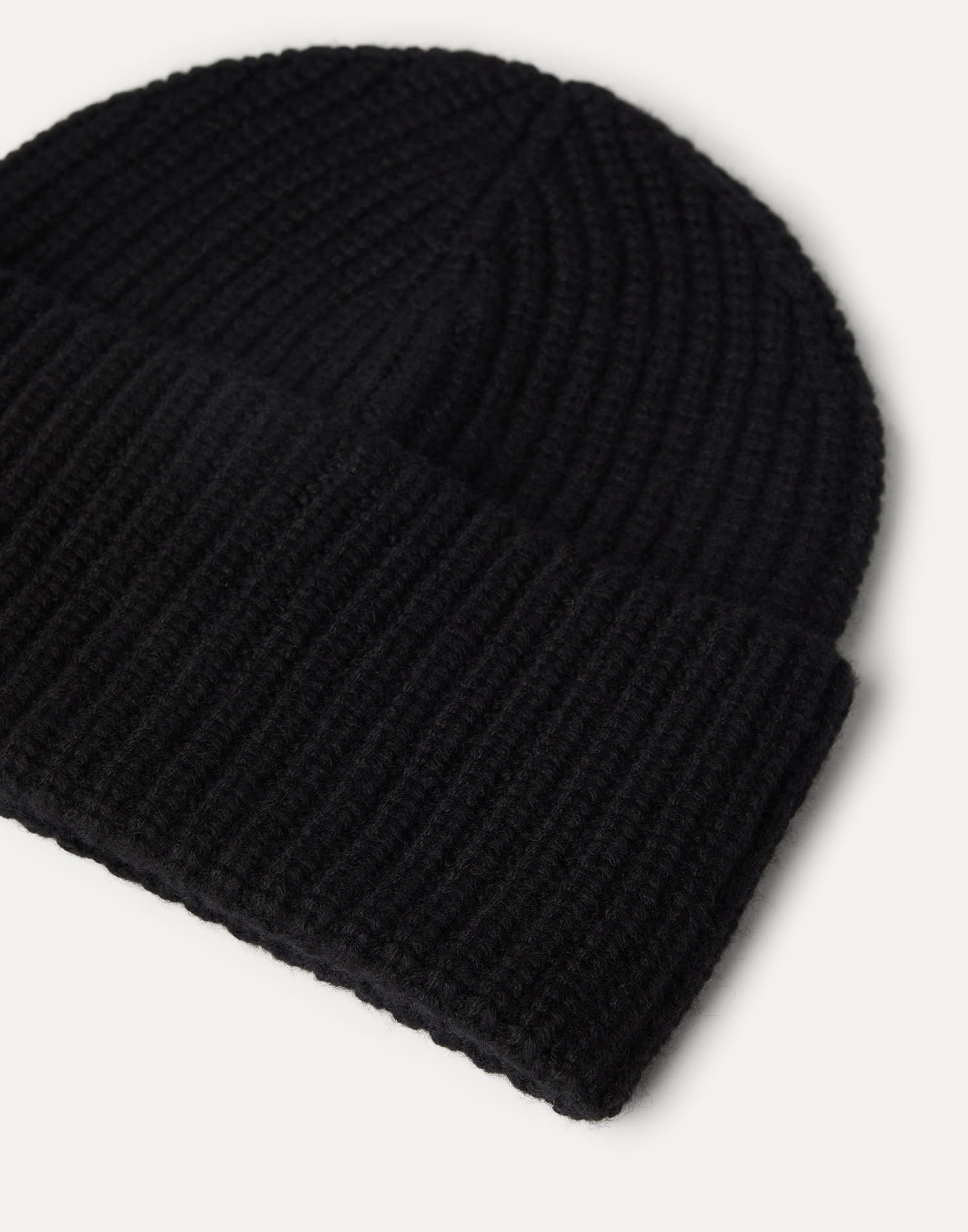 Cashmere rib knit beanie for Man in Camel | Brunello Cucinelli