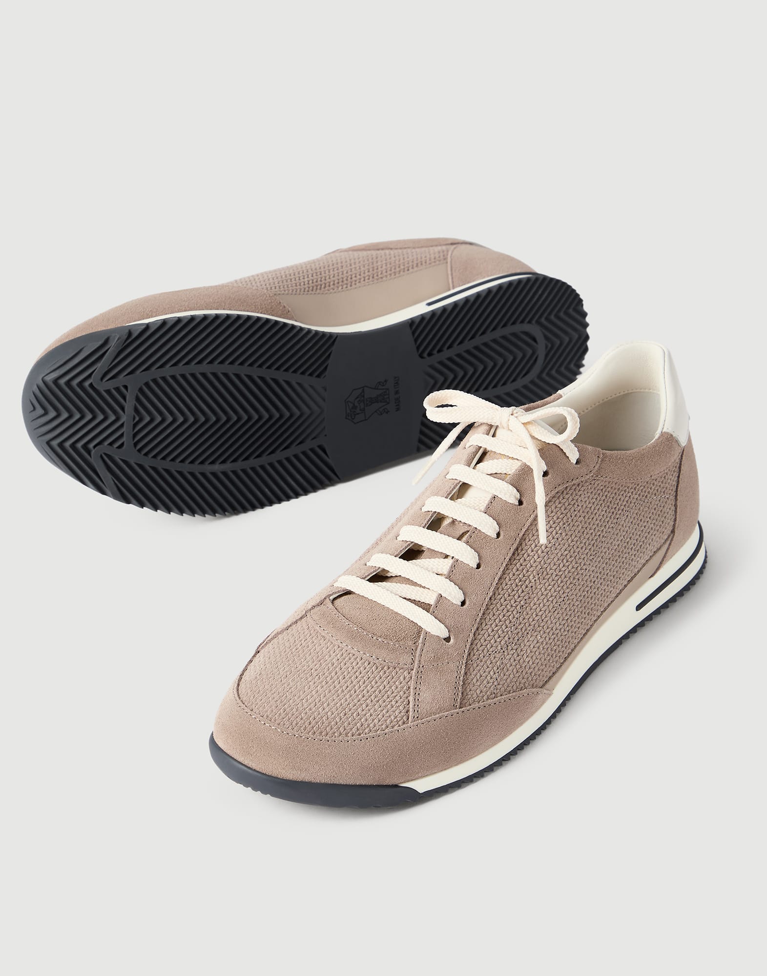 メンズ 向け ベージュ スエードスニーカー | Brunello Cucinelli