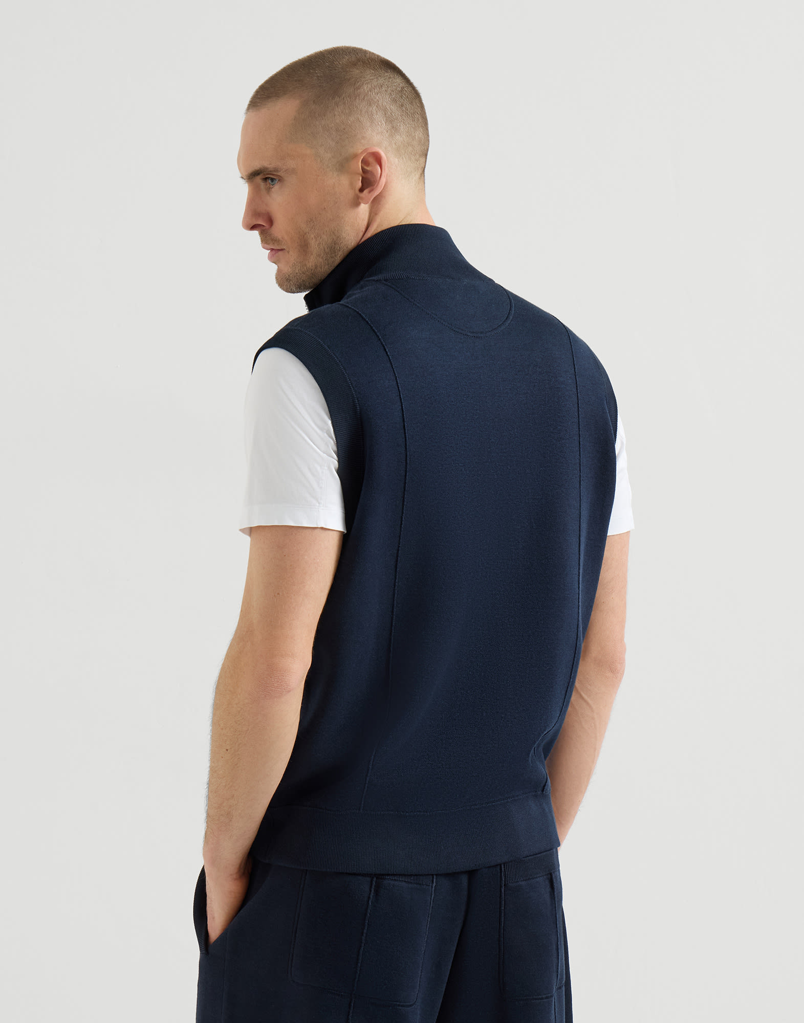 i*y様 BRUNELLO CUCINELLI ネイビー Vネック ベスト Double knit vest for Man in Blue | Brunello Cucinelli