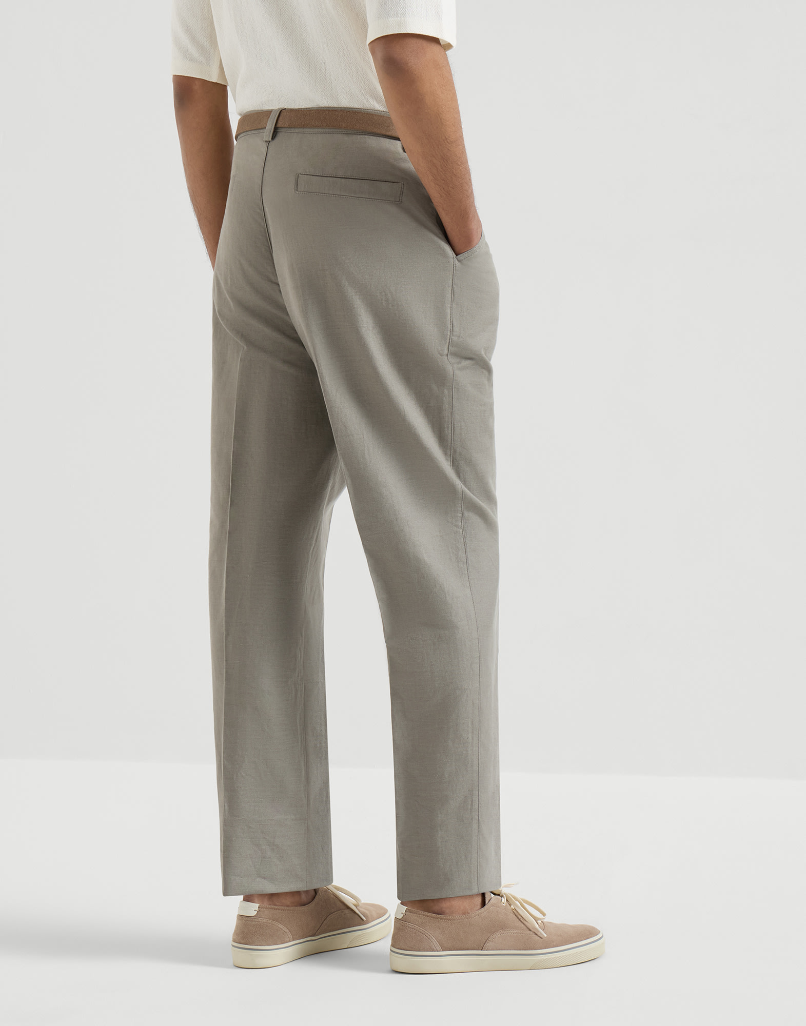 Panama trousers for Man in Dove Grey | Brunello Cucinelli