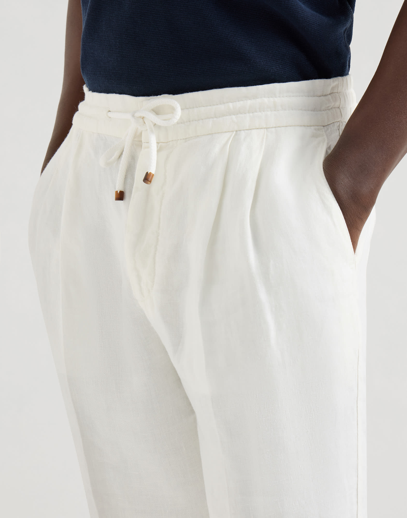 Trousers with drawstring for Man in White | Brunello Cucinelli
