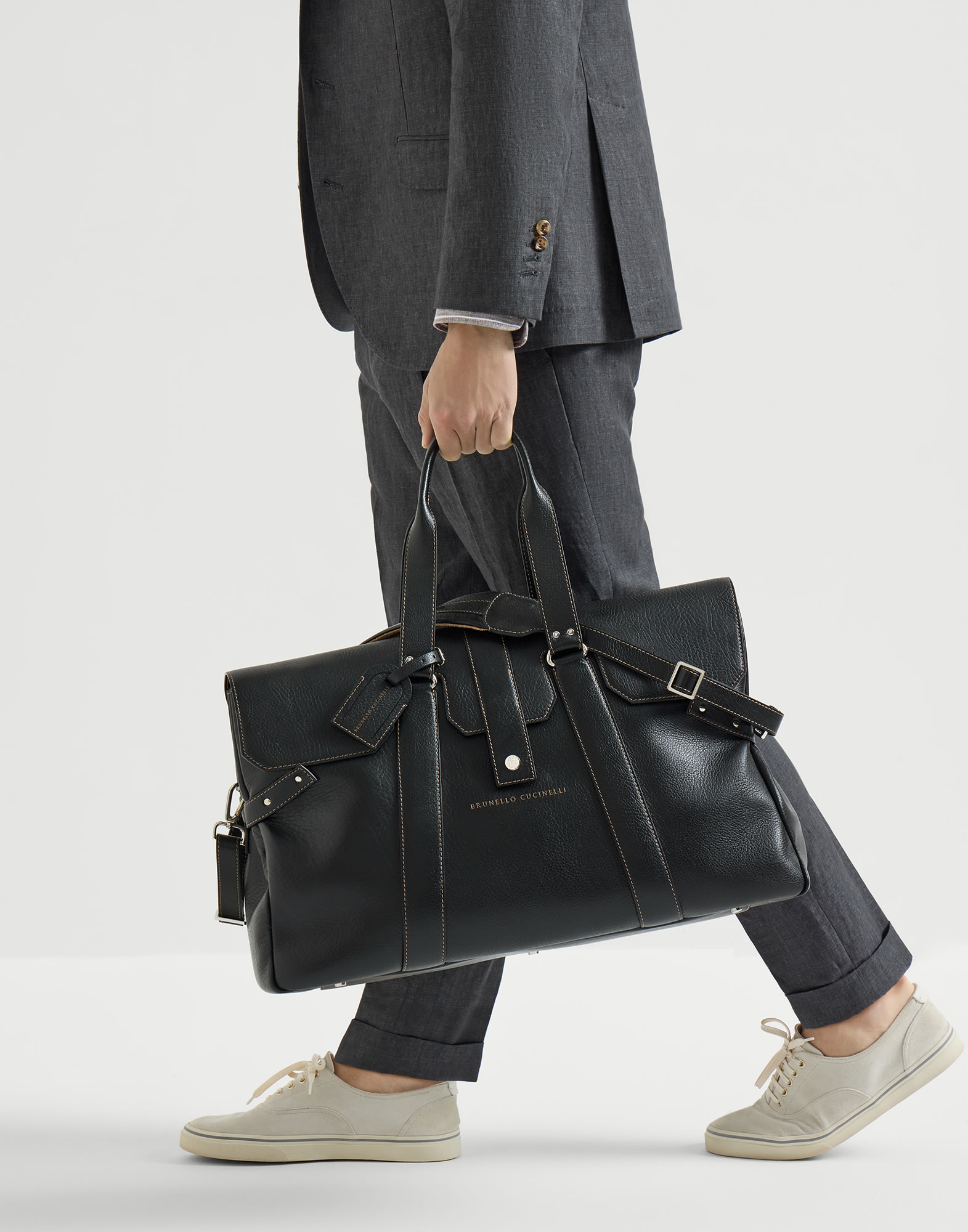 Grained calfskin Country Weekender bag for Man in Black | Brunello