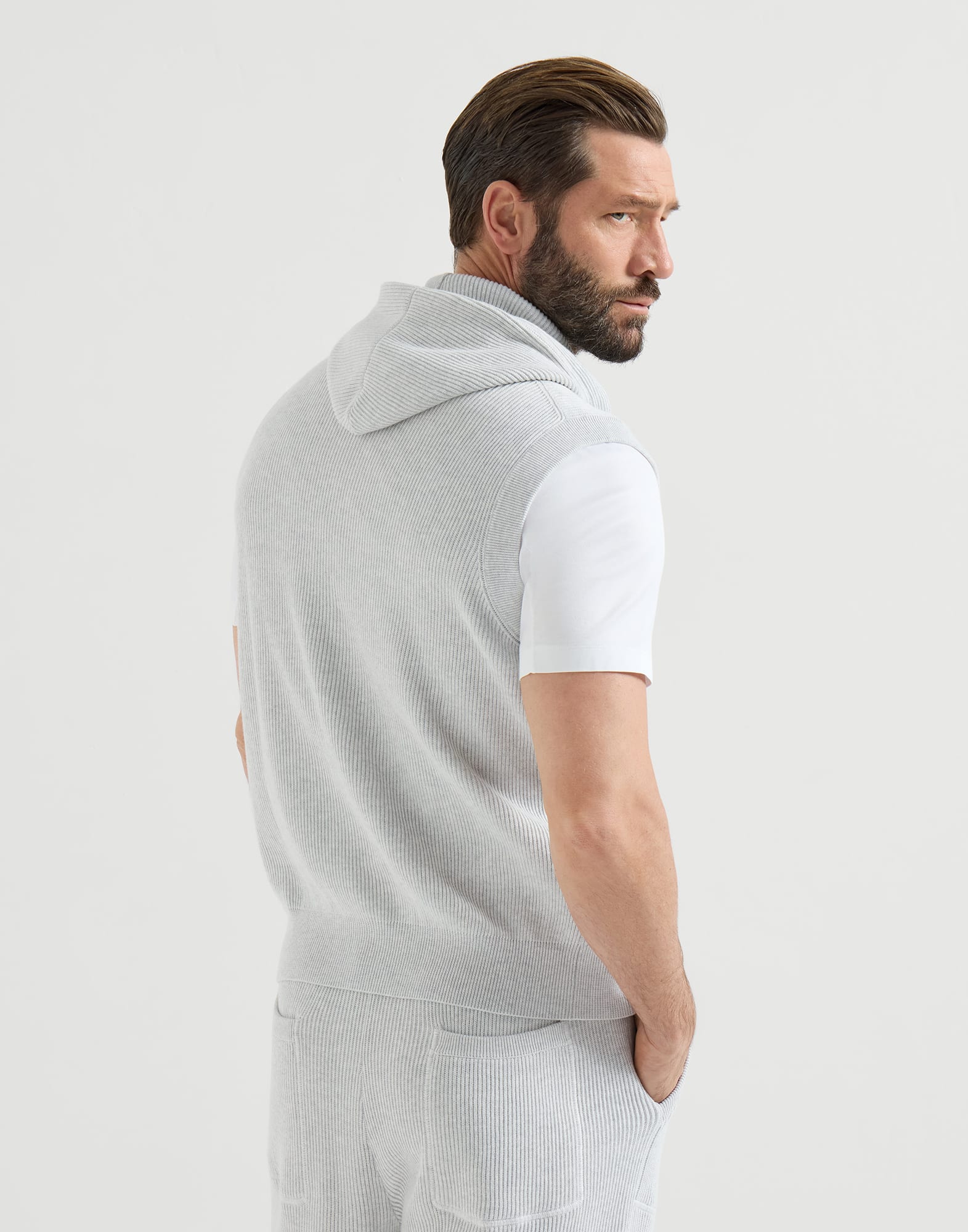 メンズ 向け ホワイト コットンニット ジレ | Brunello Cucinelli