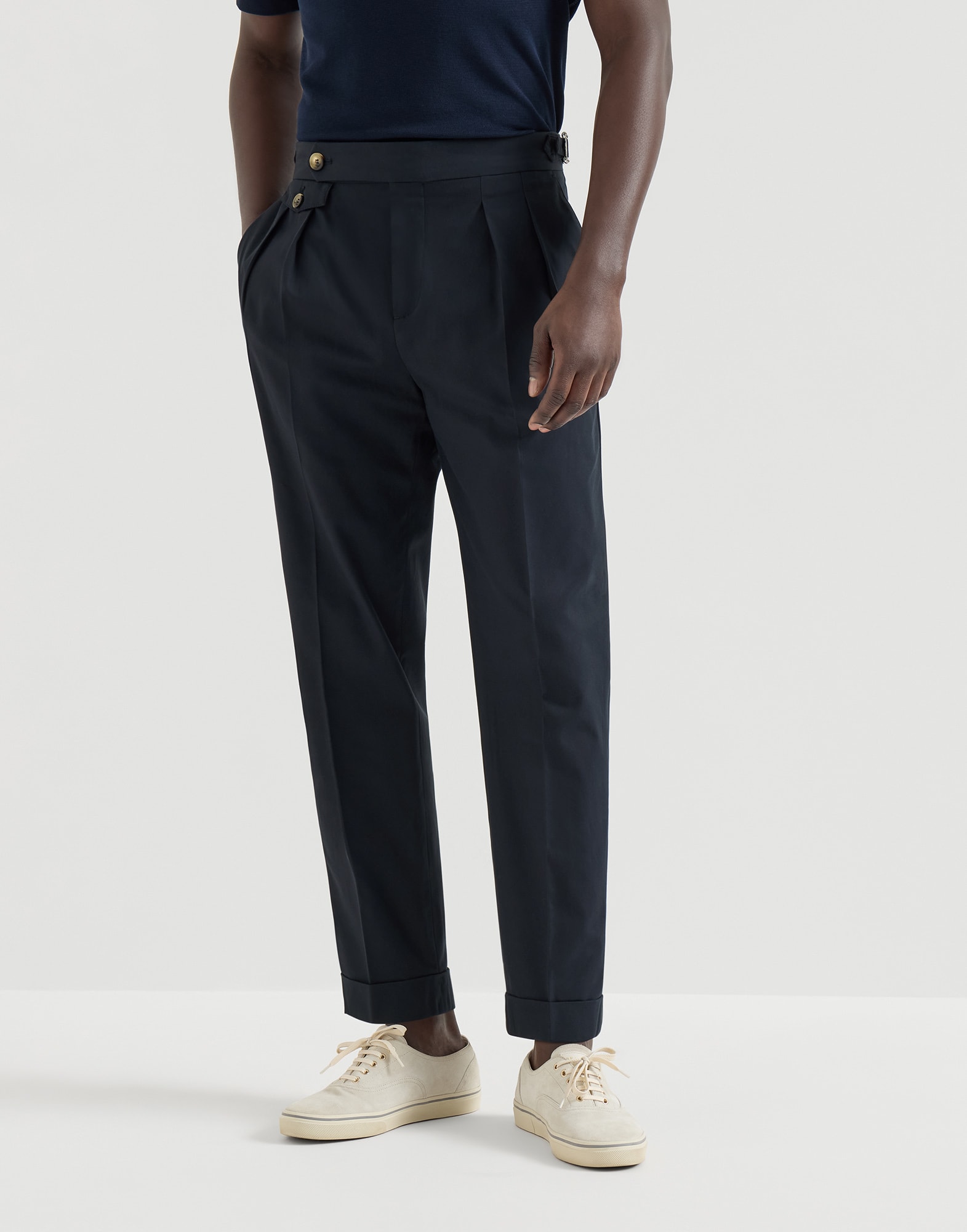 Pleated - Front view - View Full Screen