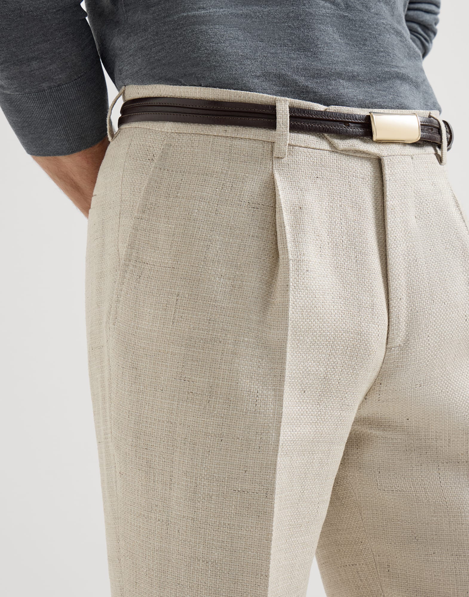 Trousers with pleats for Man in Sand | Brunello Cucinelli