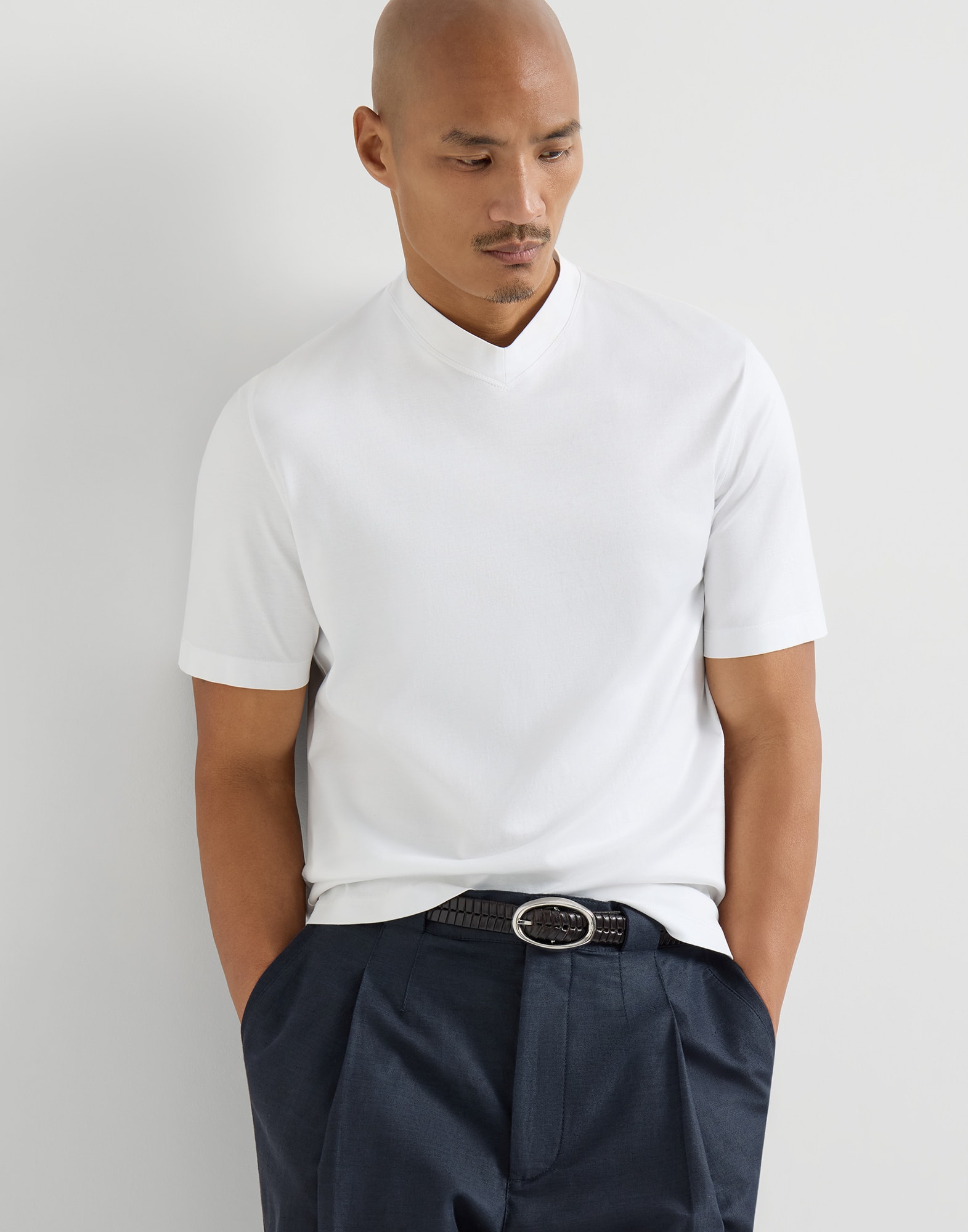 Cotton jersey V-neck T-shirt for Man in Navy Blue | Brunello Cucinelli