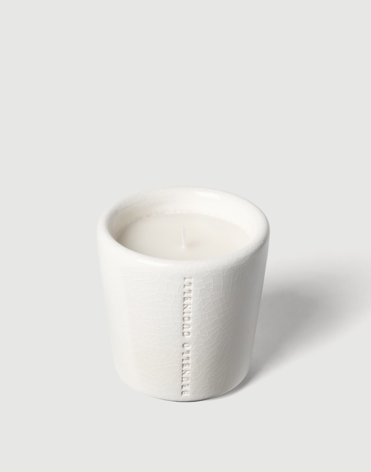 BRUNELLO CUCINELLI キャンドル Candle in craquelée vessel in White | Lifestyle | Brunello Cucinelli