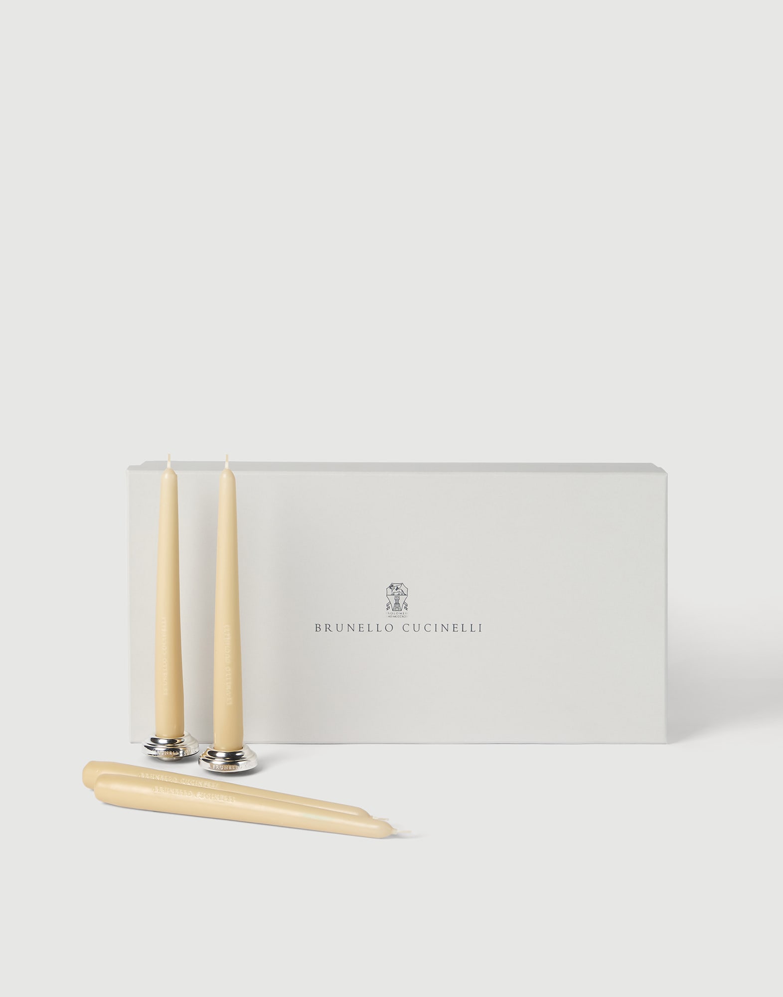 2-piece silver-plated candlesticks set in Beige | Lifestyle
