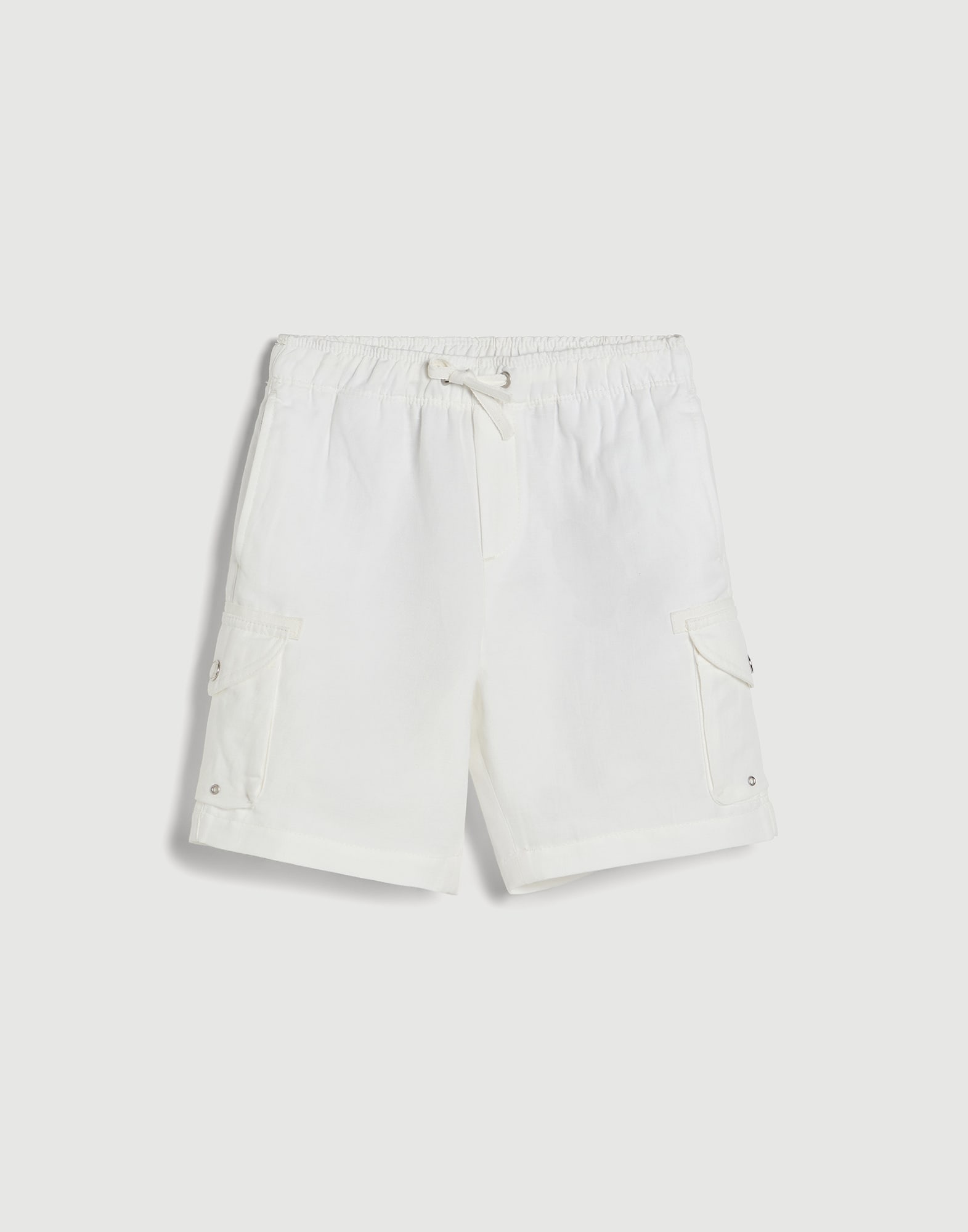 Bermuda Shorts - Front view - View Full Screen
