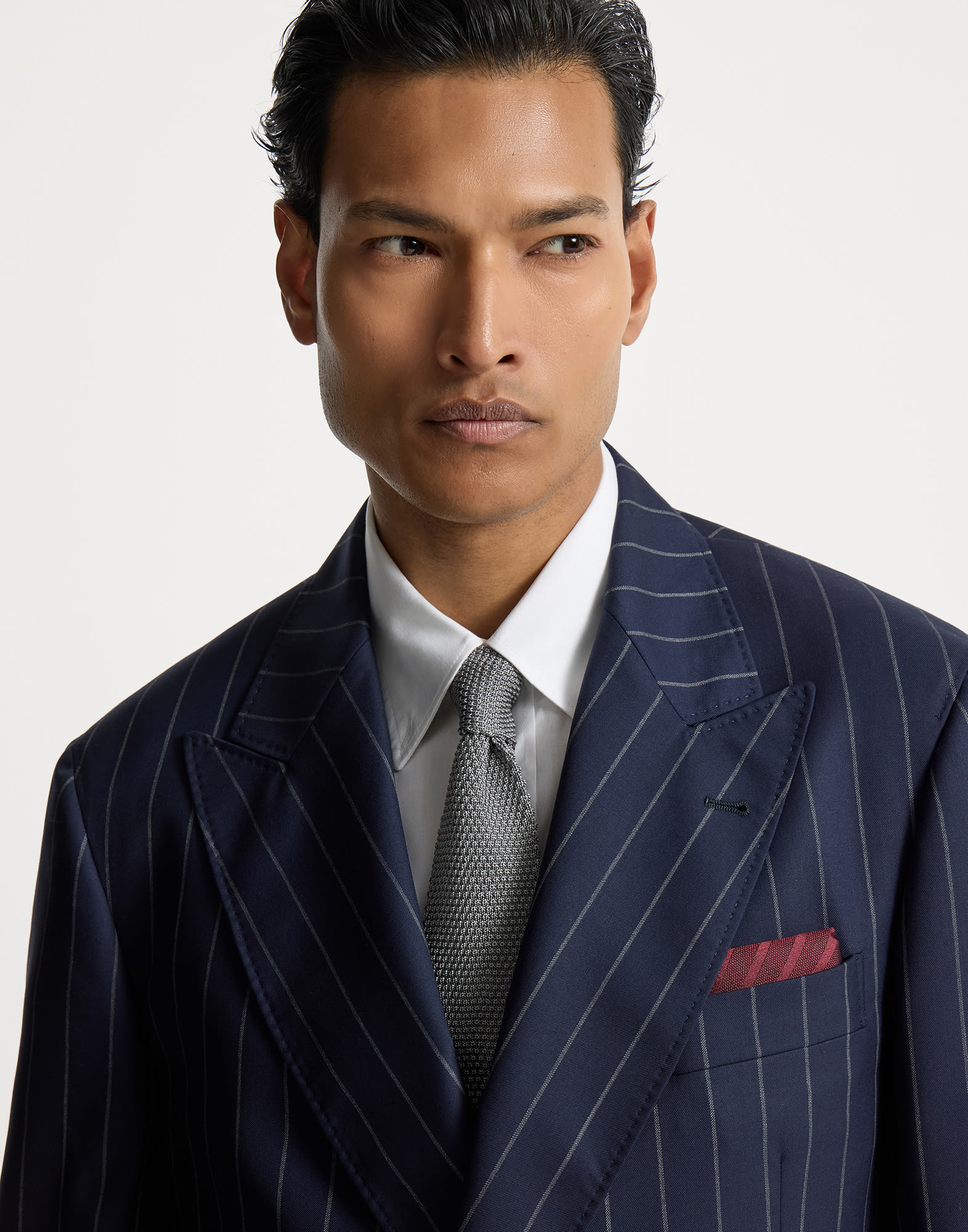 メンズ 向け グレー ニットネクタイ | Brunello Cucinelli