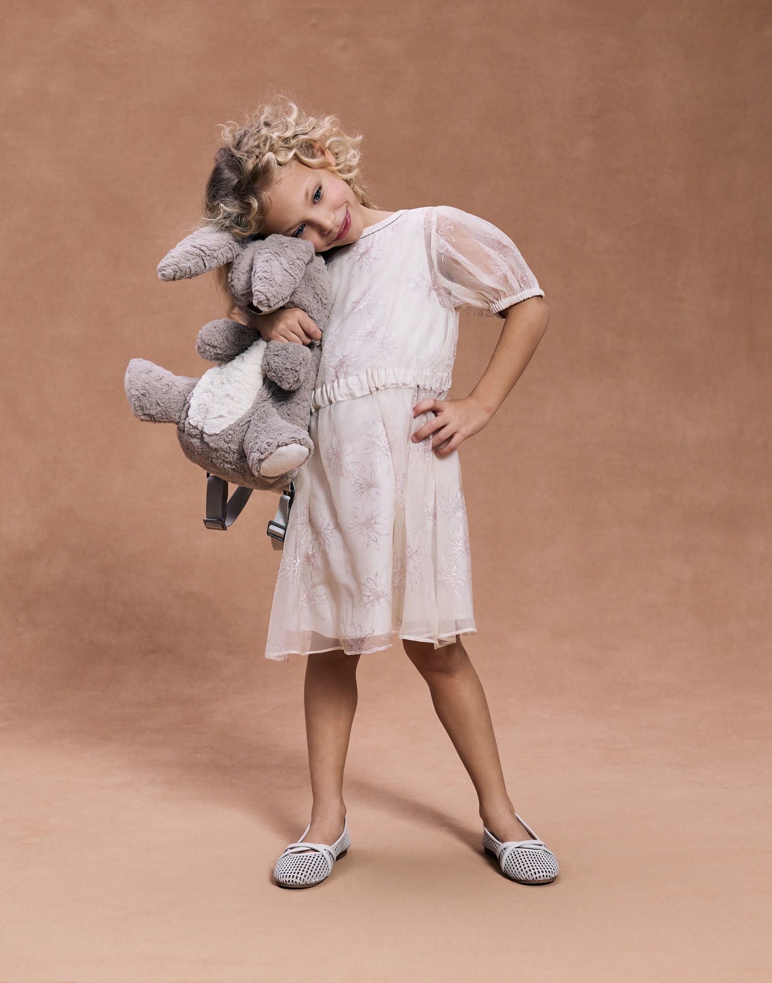 261FOUTFITEVENT1 image number 0