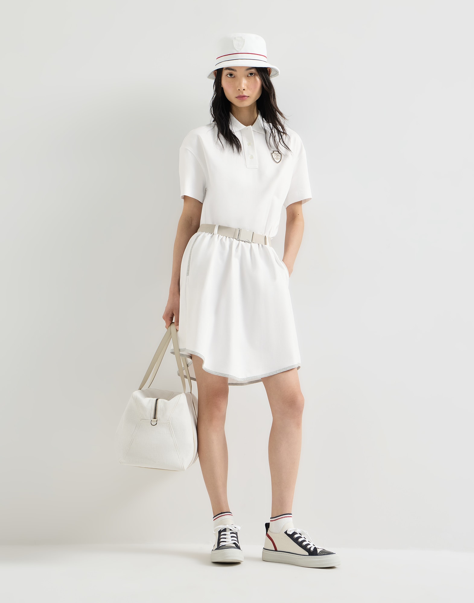 261WOUTFITCS443 image number 0