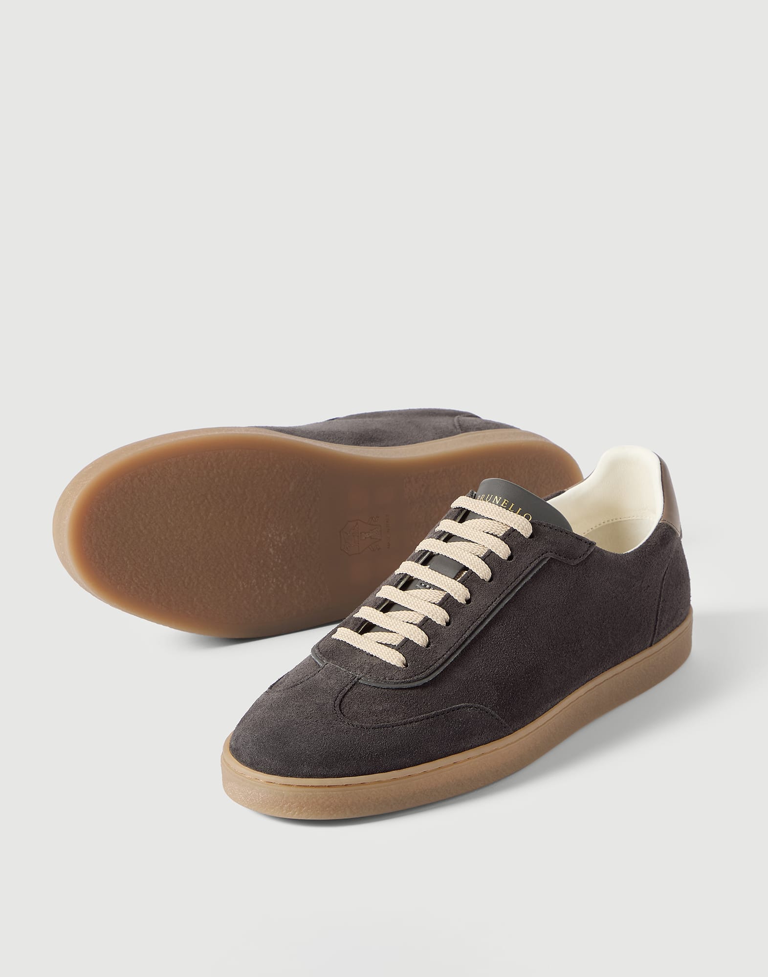 メンズ 向け ブラウン スエードスニーカー | Brunello Cucinelli
