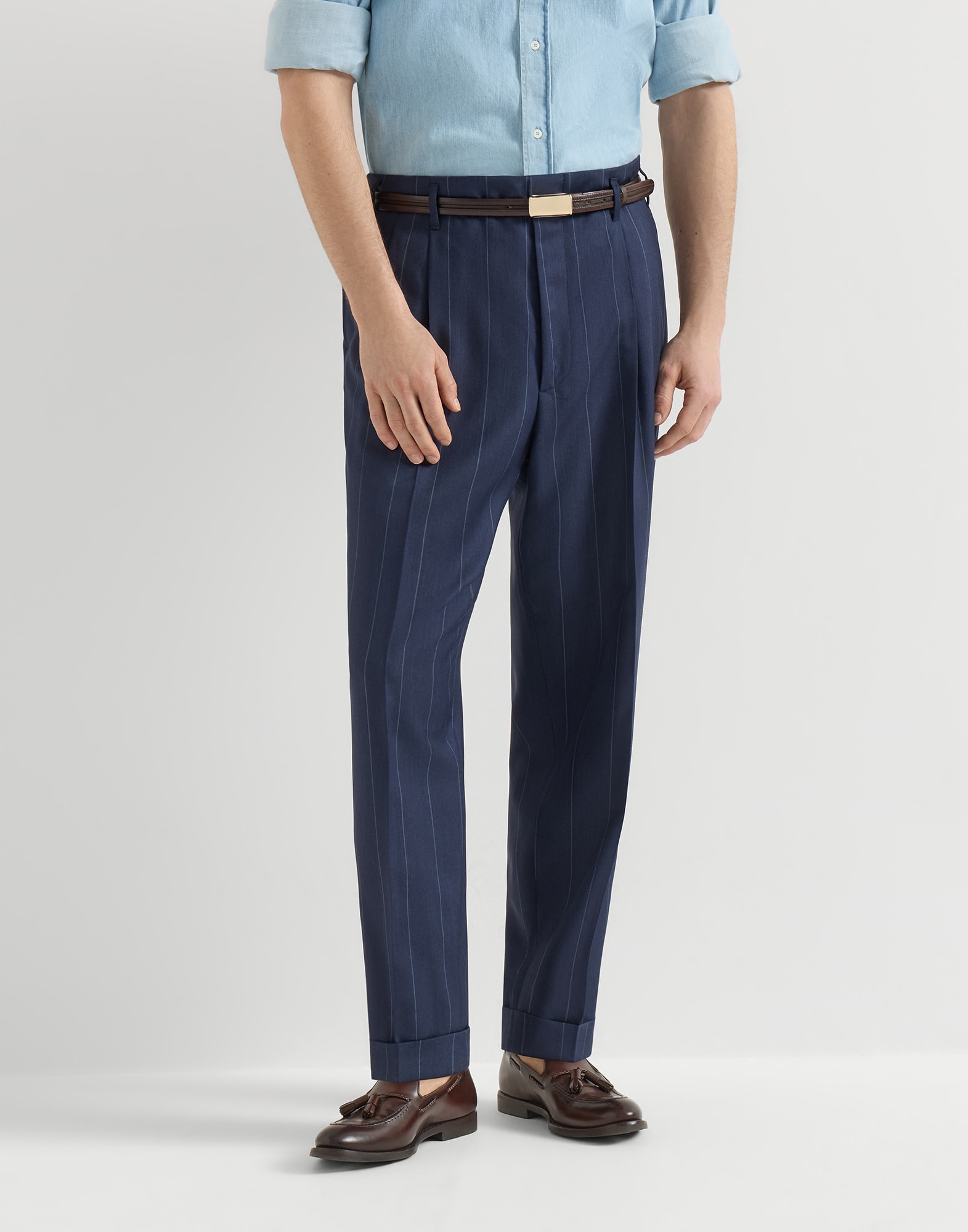 Pleated - Front view - View Full Screen