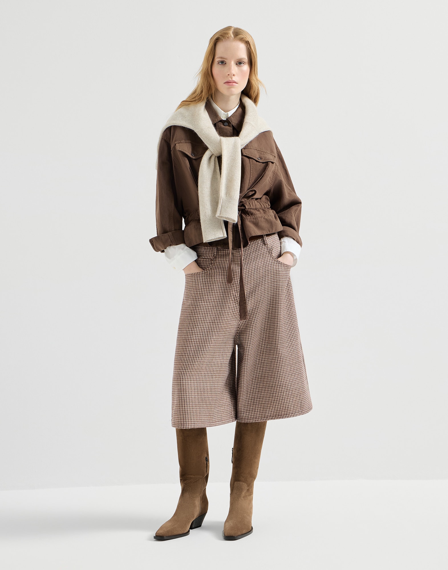 262WOUTFITMARZO2 image number 0