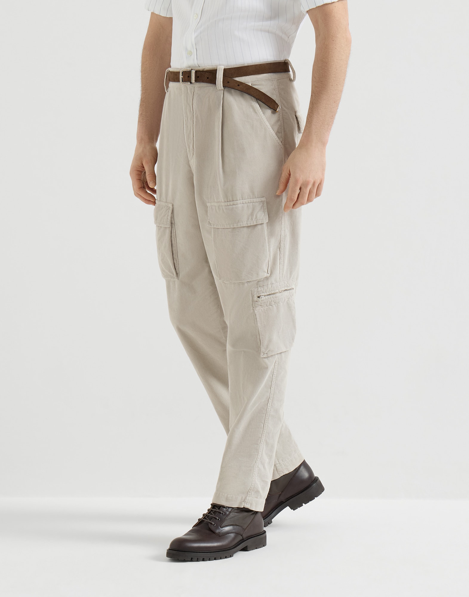 Pantalon Cargo - Vue frontale - Afficher en plein &eacute;cran