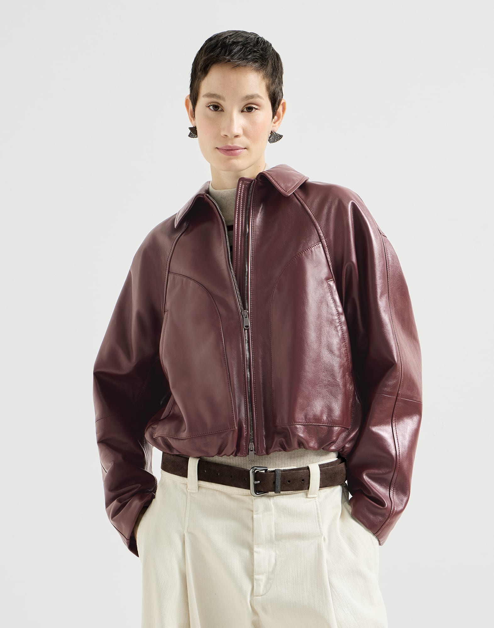 Leather - Front view - View Full Screen