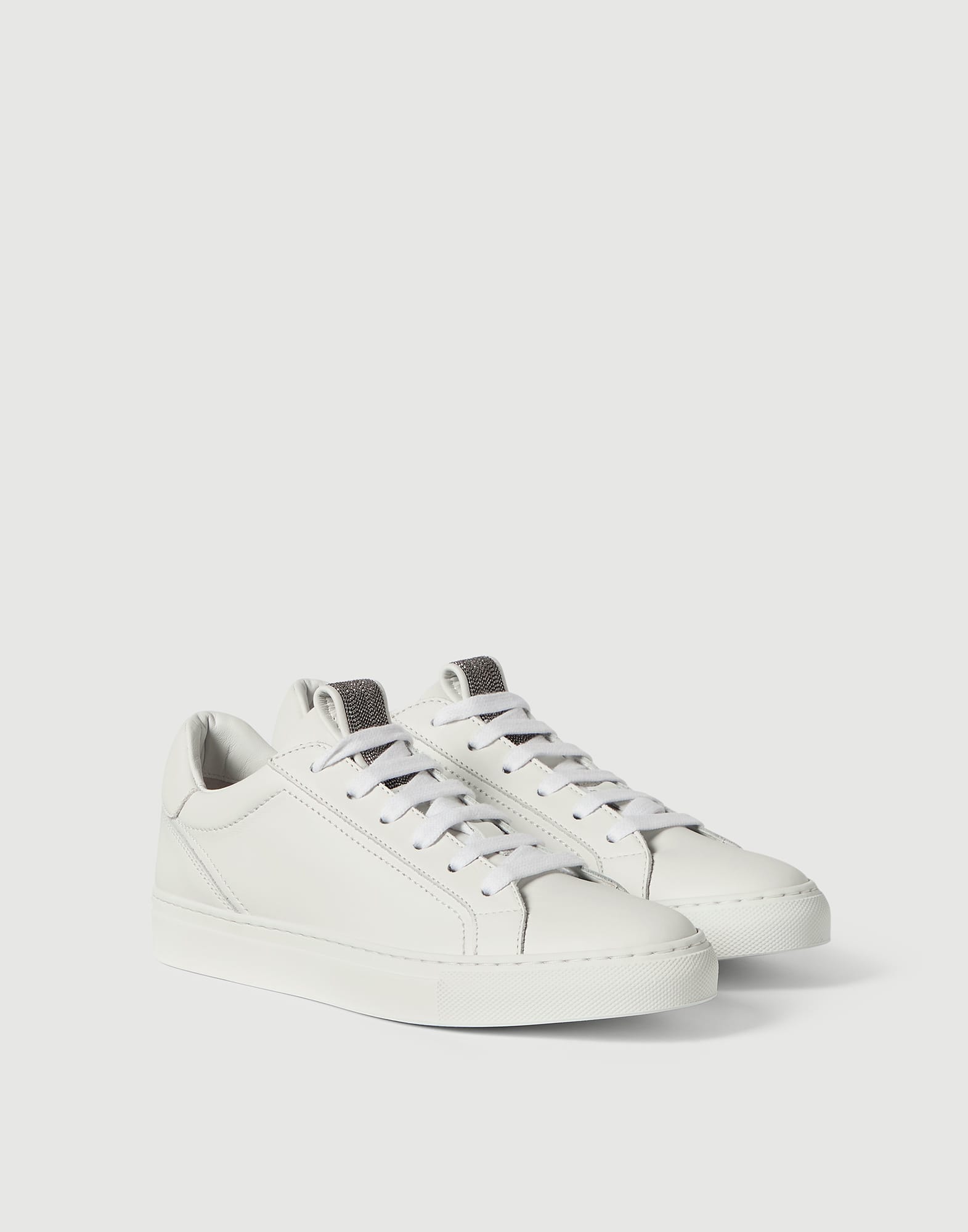 Sneakers - Front view - View Full Screen