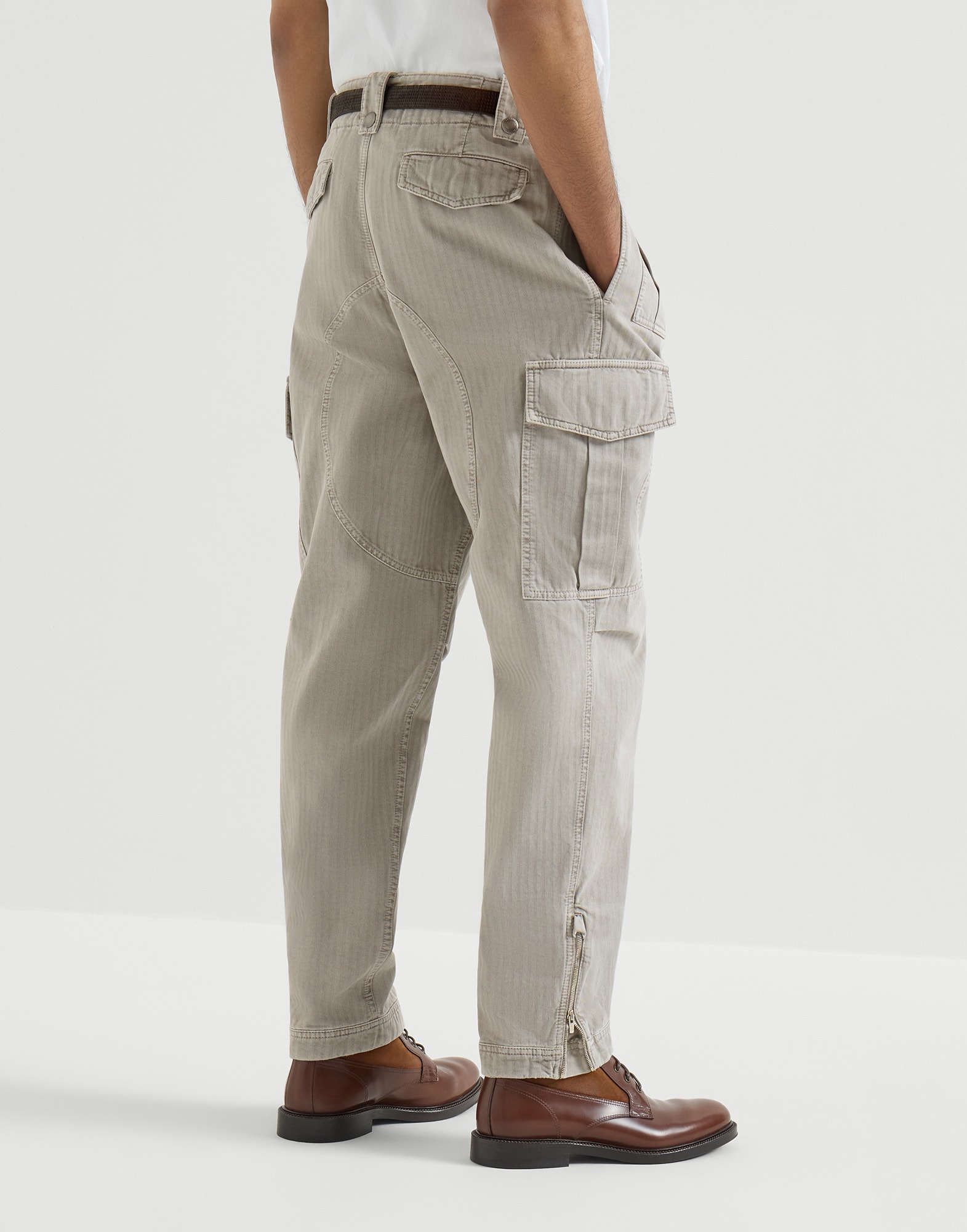 パンツ BRUNELLO CUCINELLI AVIATOR Cargo Pants Cargo trousers for Man in Grey | Brunello Cucinelli