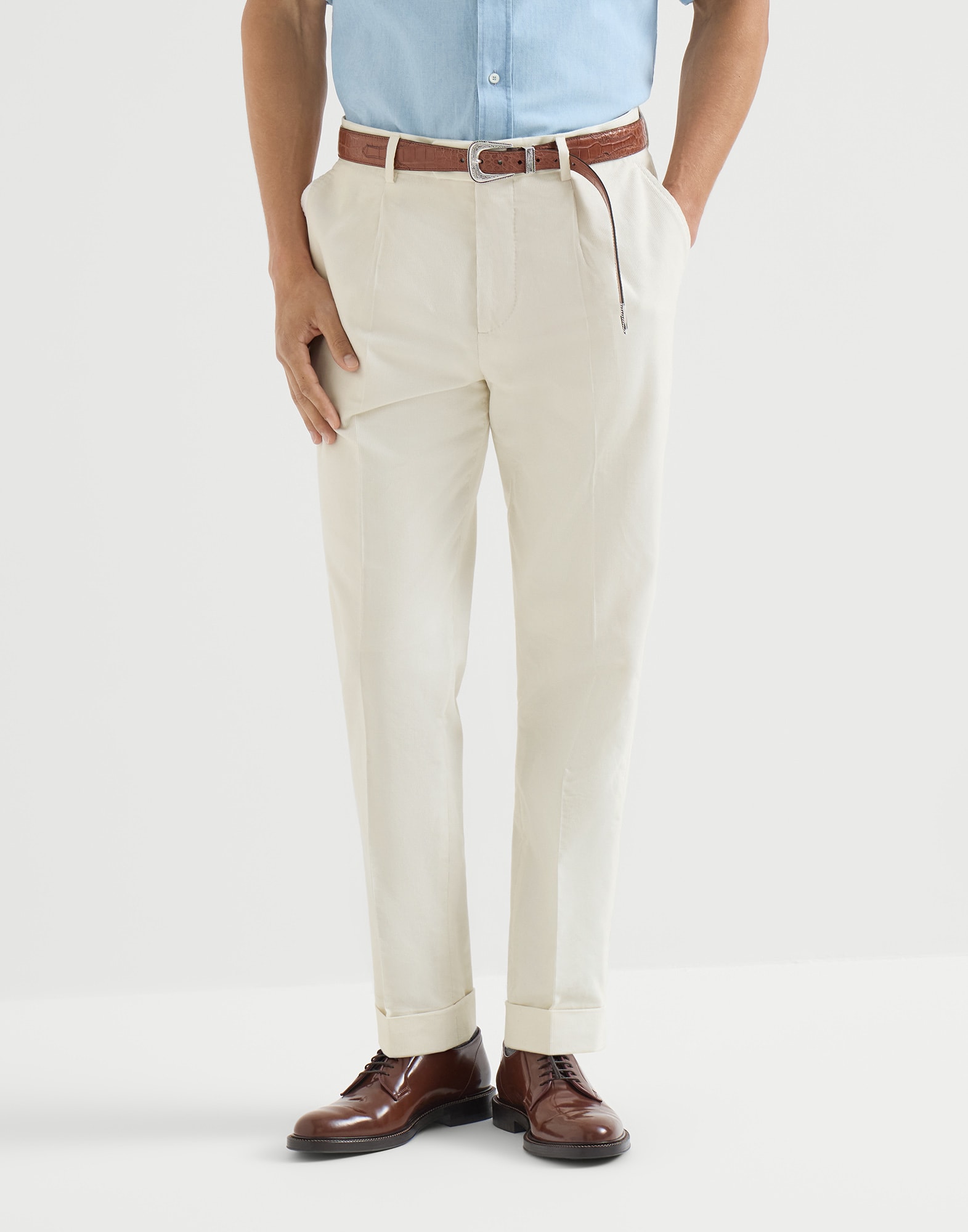 Pleated - Front view - View Full Screen