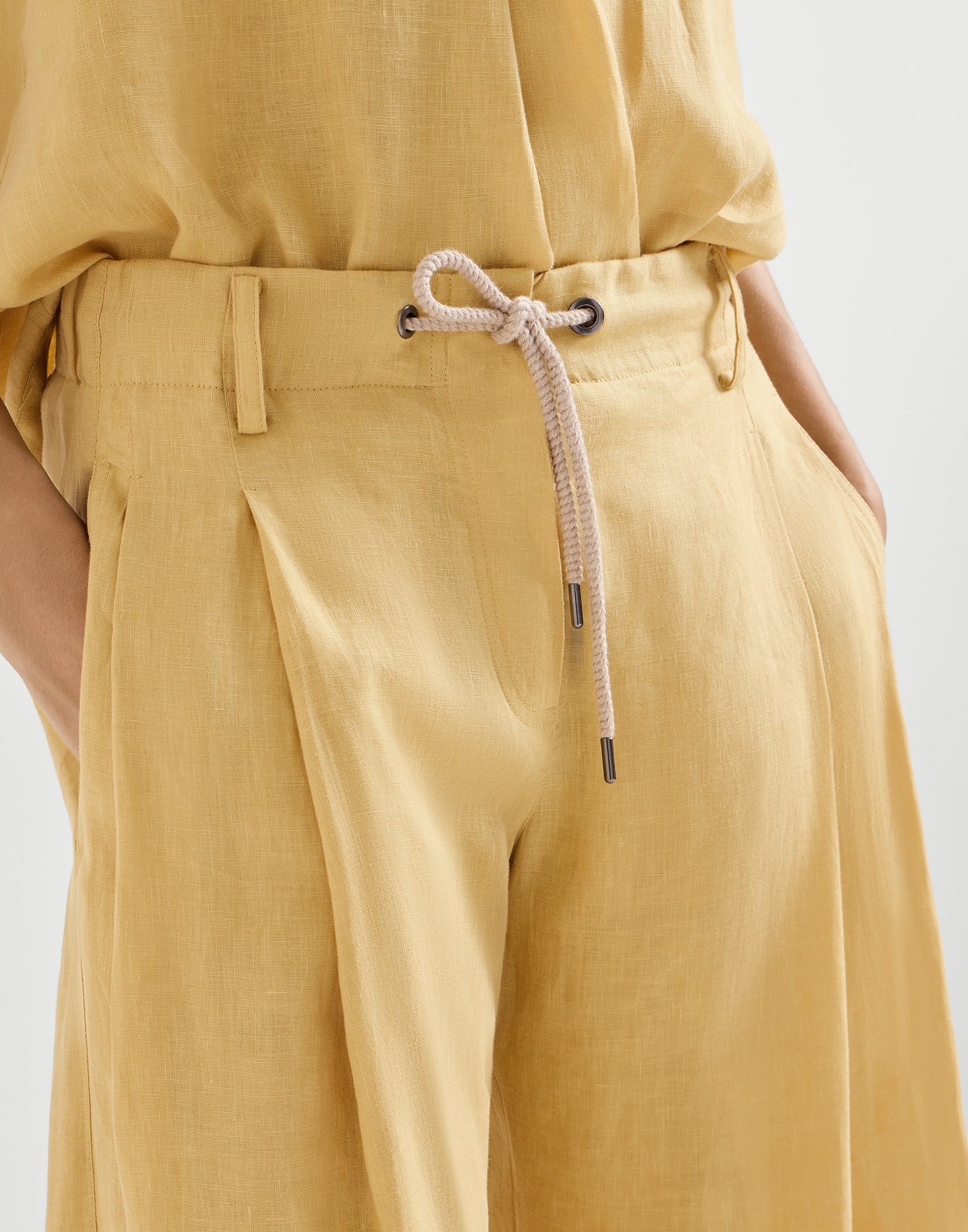 Linen trousers with drawstring for Woman in Zabaione Yellow