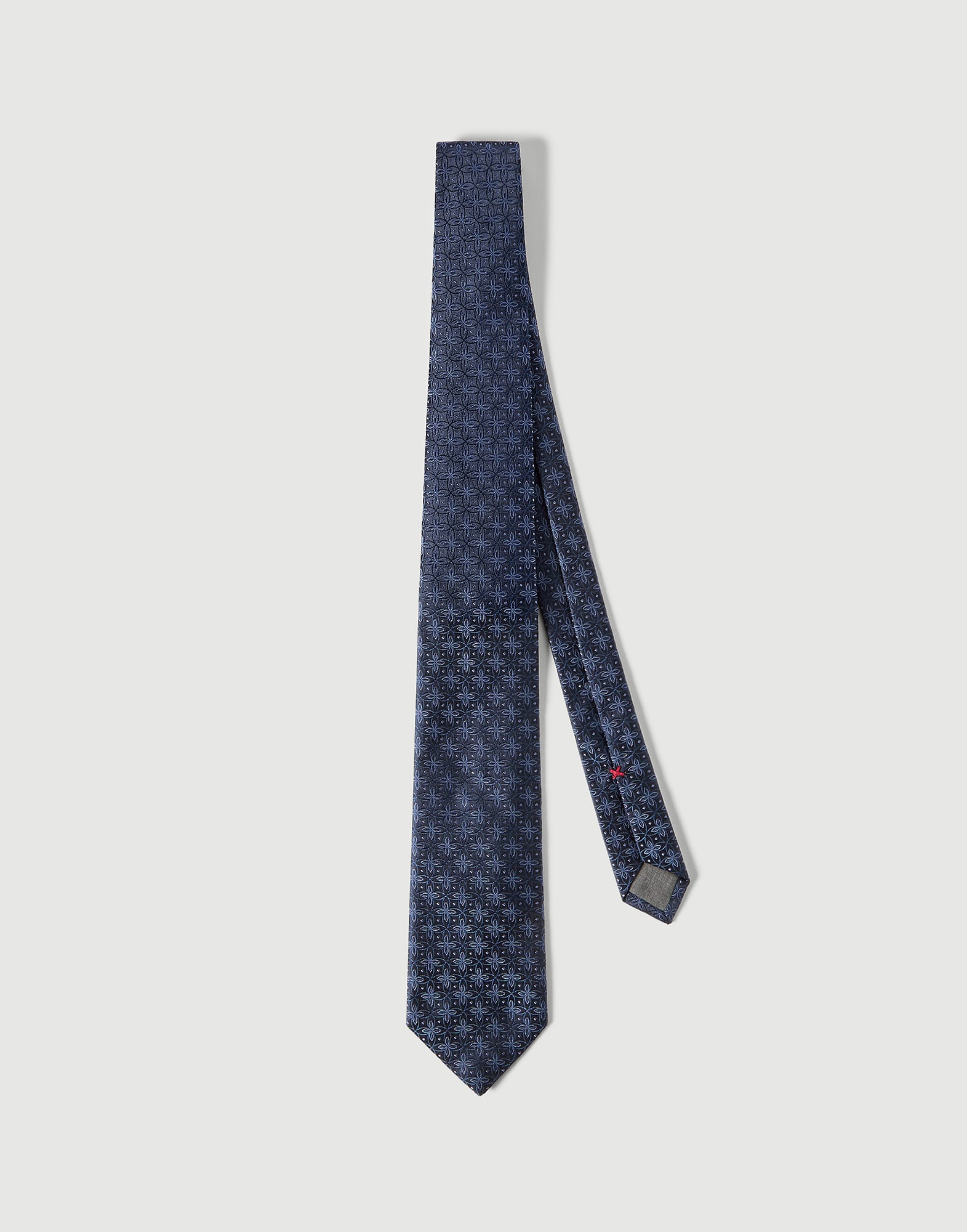 Tie - Front view - View Full Screen