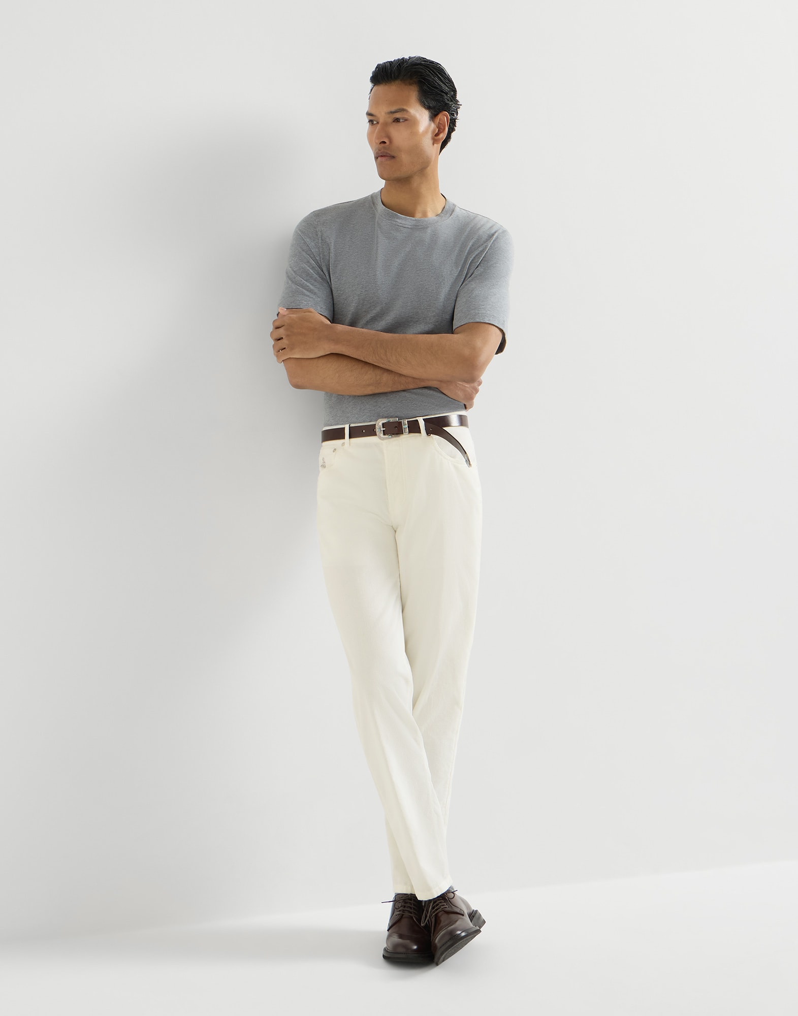 Brunello Cucinelli チノパン ホワイト 54 Italian fit five-pocket trousers for Man in White | Brunello Cucinelli