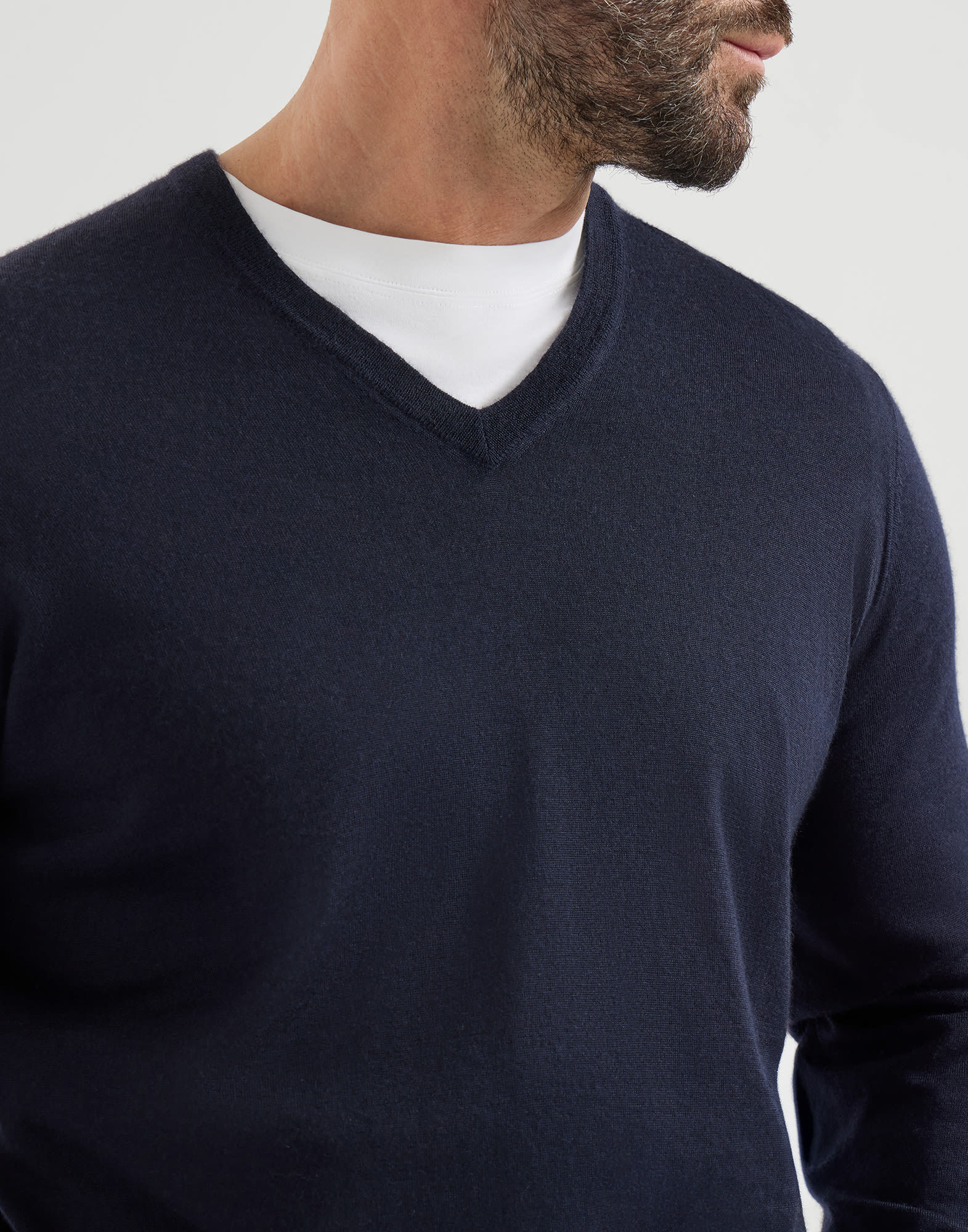 Cashmere and silk lightweight sweater for Man in Dark Grey