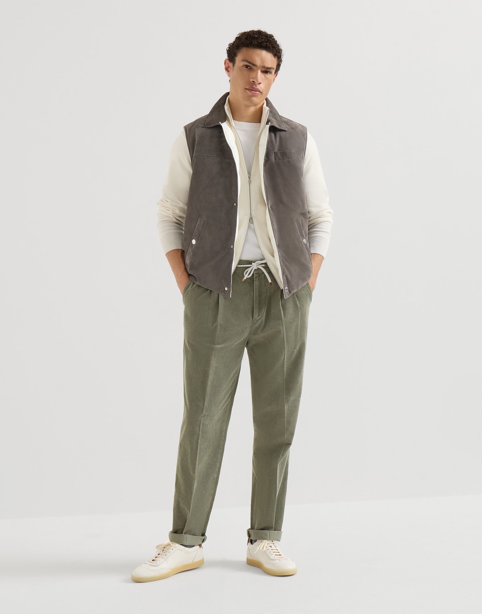 Trousers with drawstring and double pleats for Man in Navy Blue