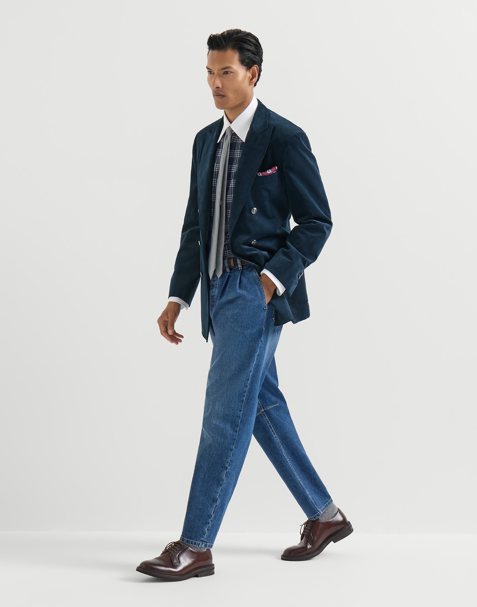 Iconic fit five-pocket trousers for Man in Medium Denim | Brunello