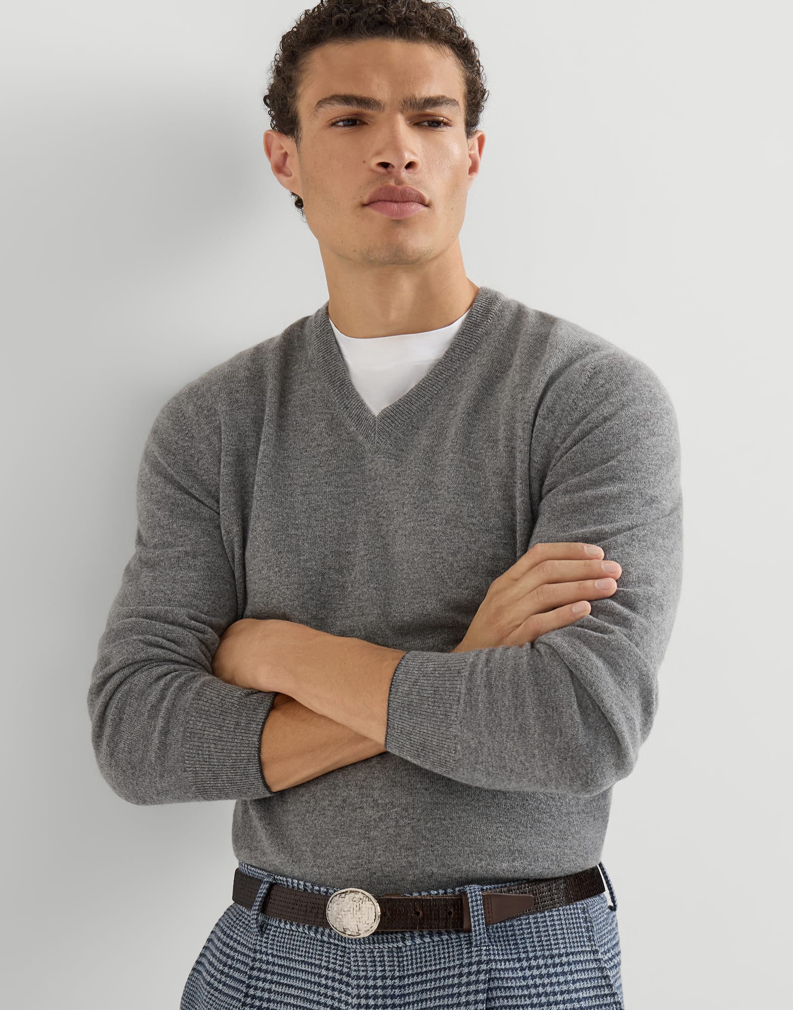 メンズ 向け ネイビーブルー カシミヤセーター | Brunello Cucinelli