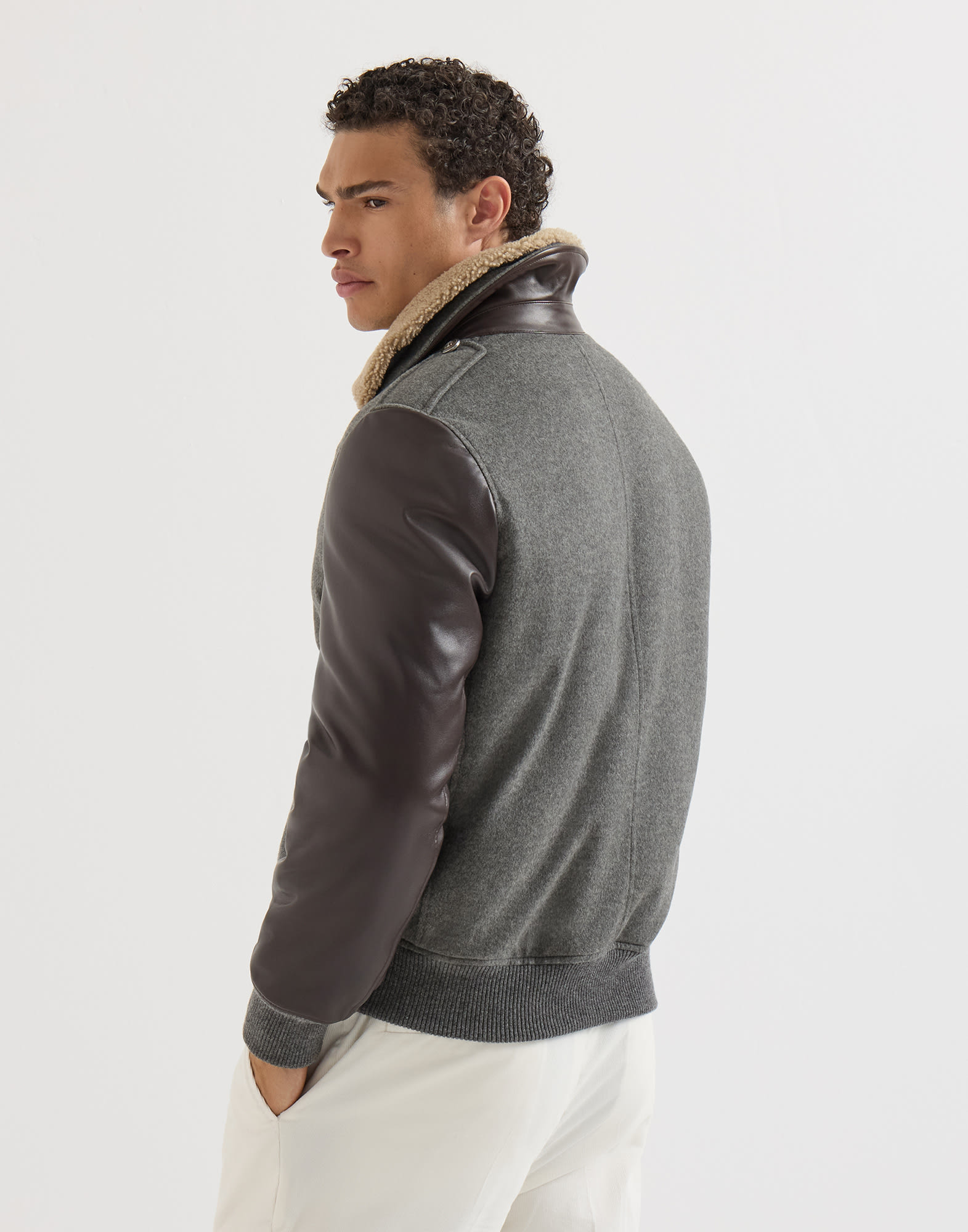 【近年モデル☆美品】BRUNELLO CUCINELLI ジャンパー 46 Cashmere beaver bomber jacket for Man in Medium Grey | Brunello