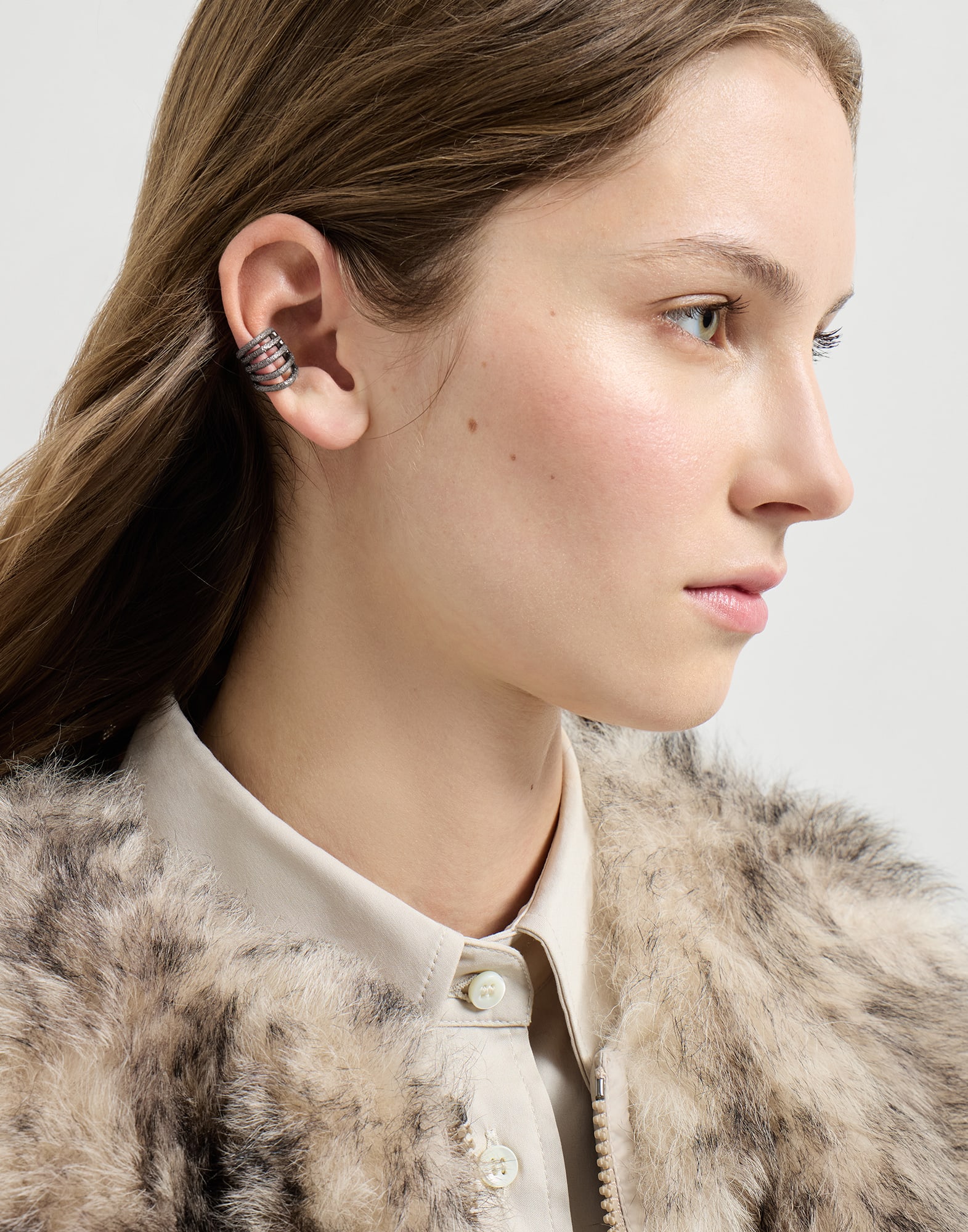 Shimmer Ear Cuff earrings Lignite Grey Woman - Brunello Cucinelli