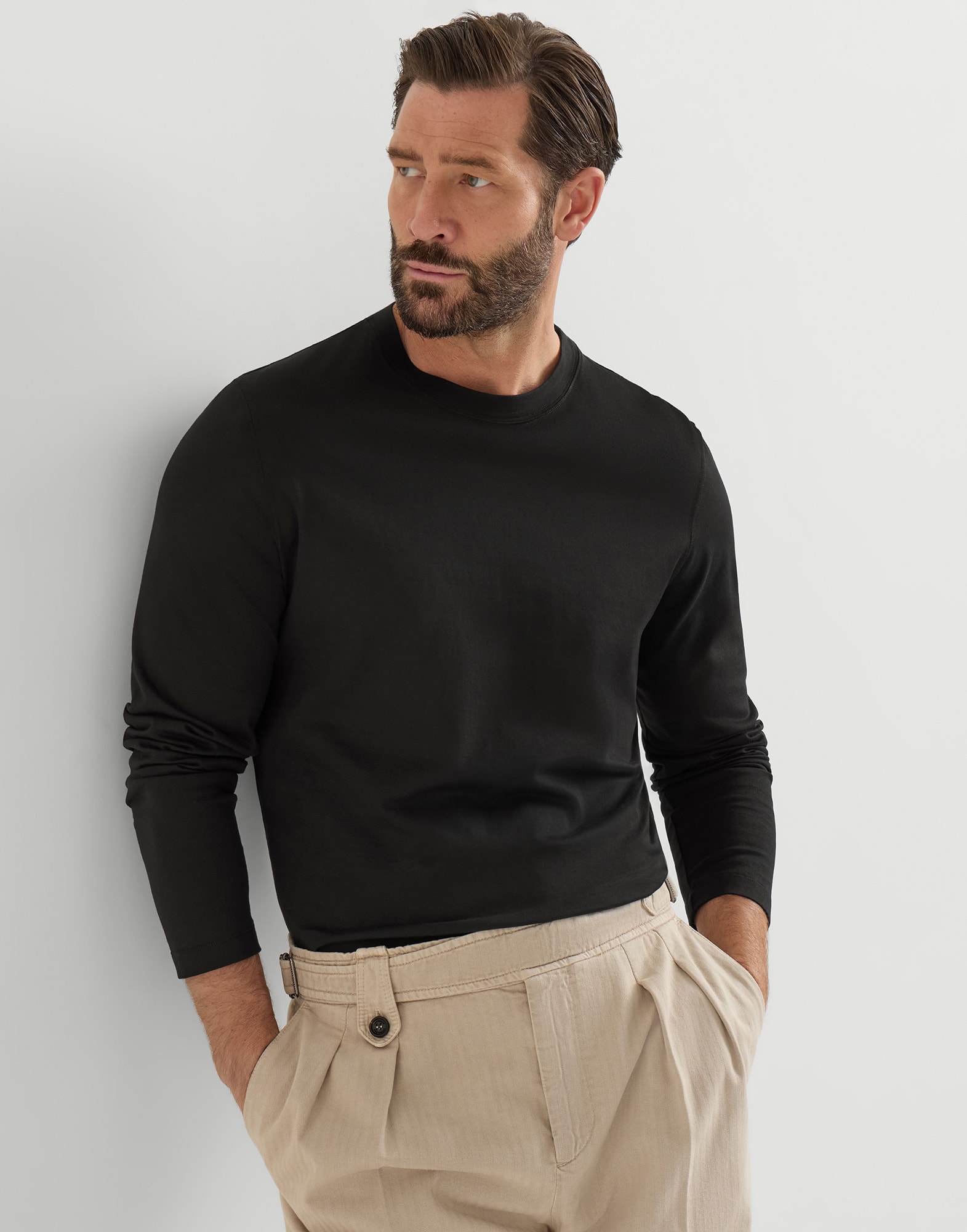 Crew-neck T-shirt for Man in Black | Brunello Cucinelli