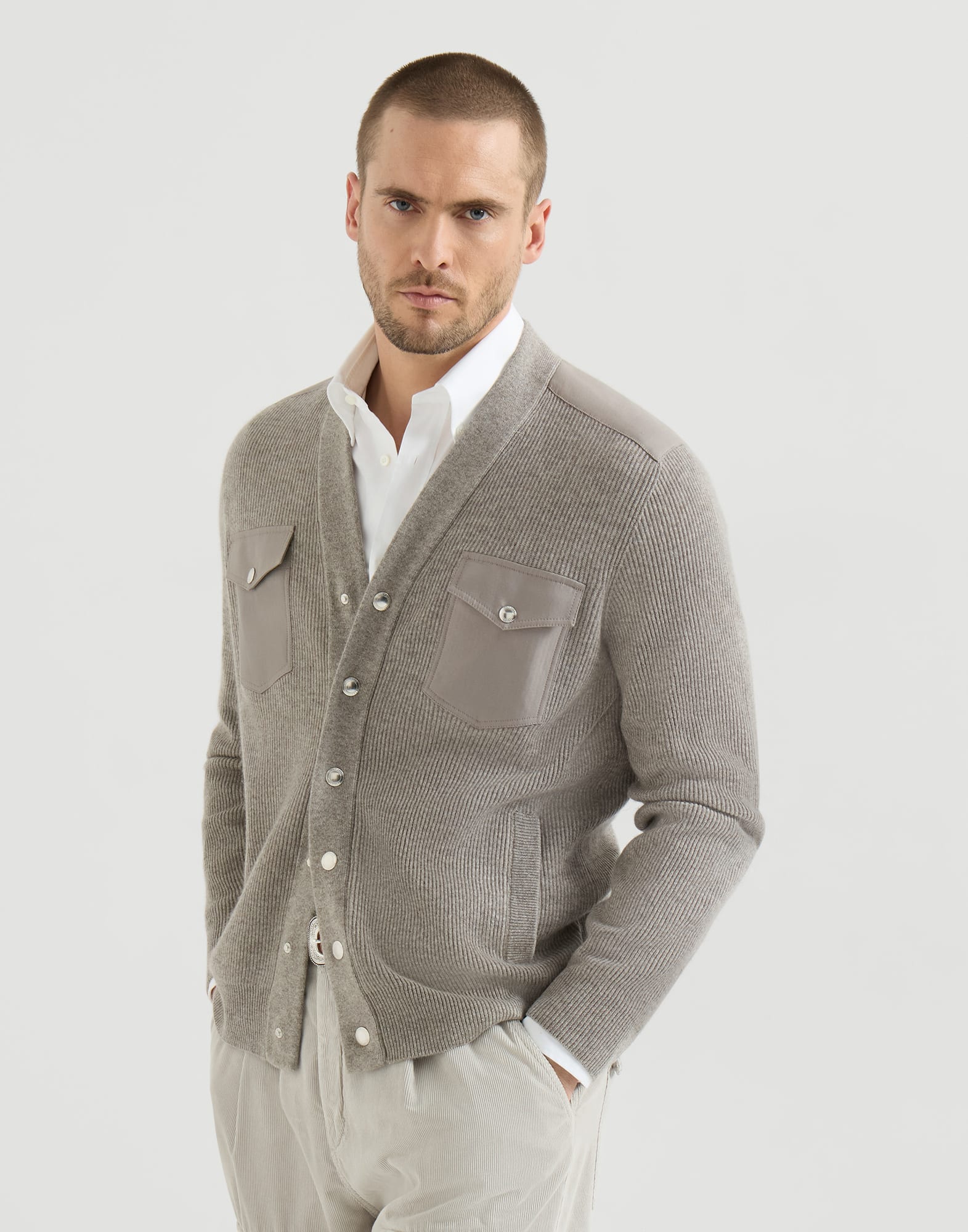 Cashmere cardigan with chest pockets Stone Grey Man - Brunello Cucinelli