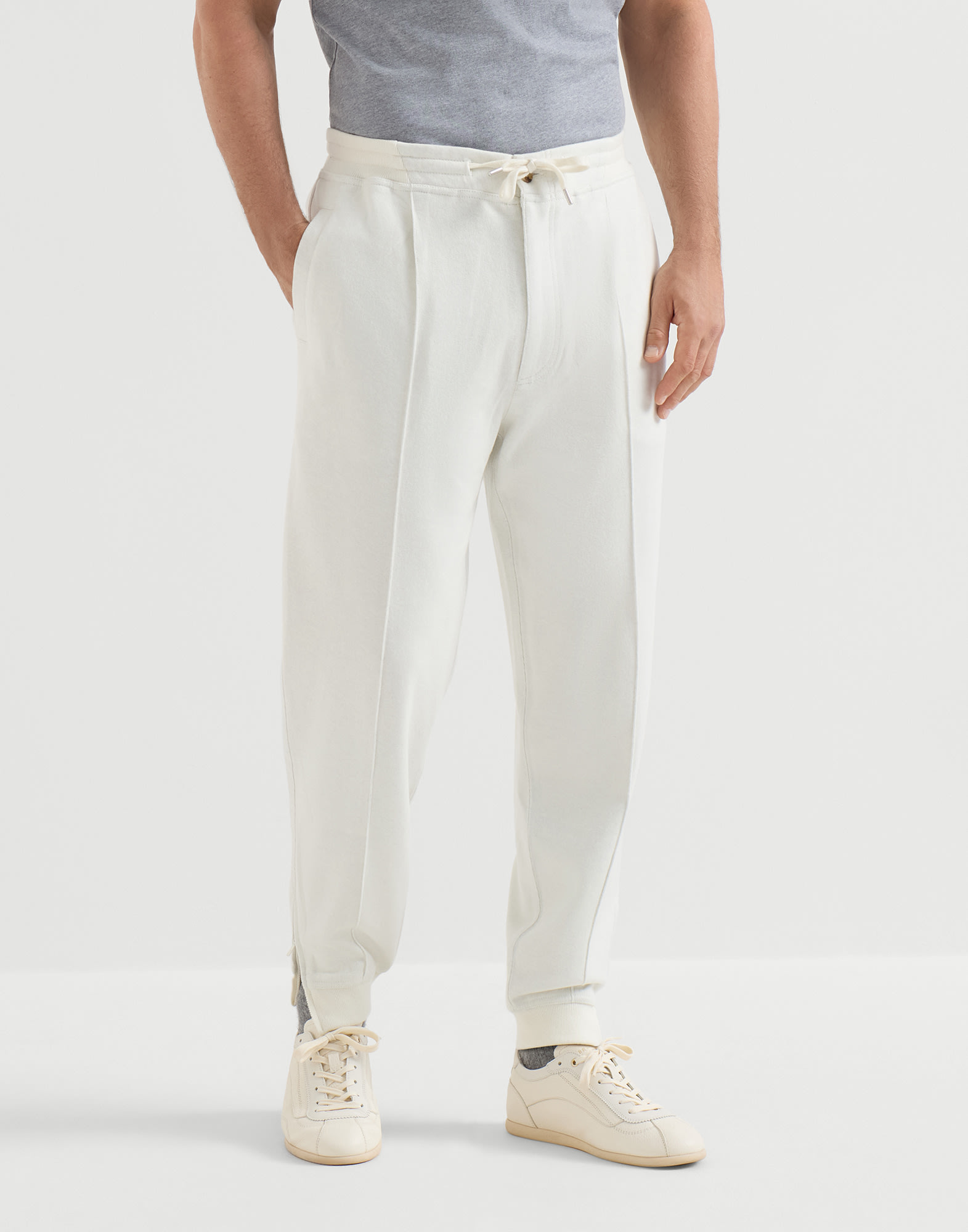 Double cloth trousers for Man in Off-White | Brunello Cucinelli