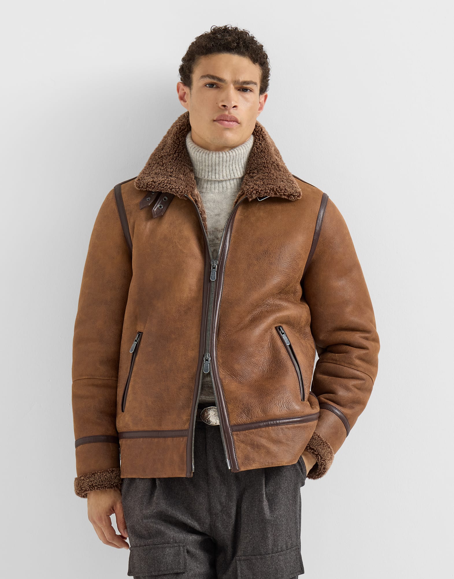 Leather - Front view - View Full Screen